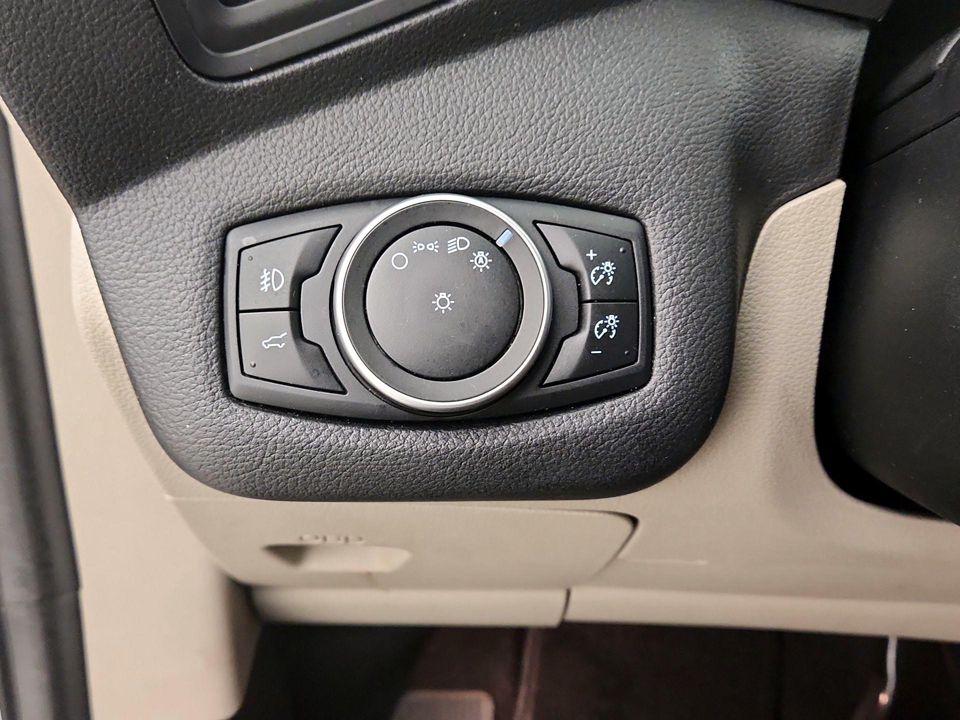 Thumbnail: 2017 Ford Escape - 13