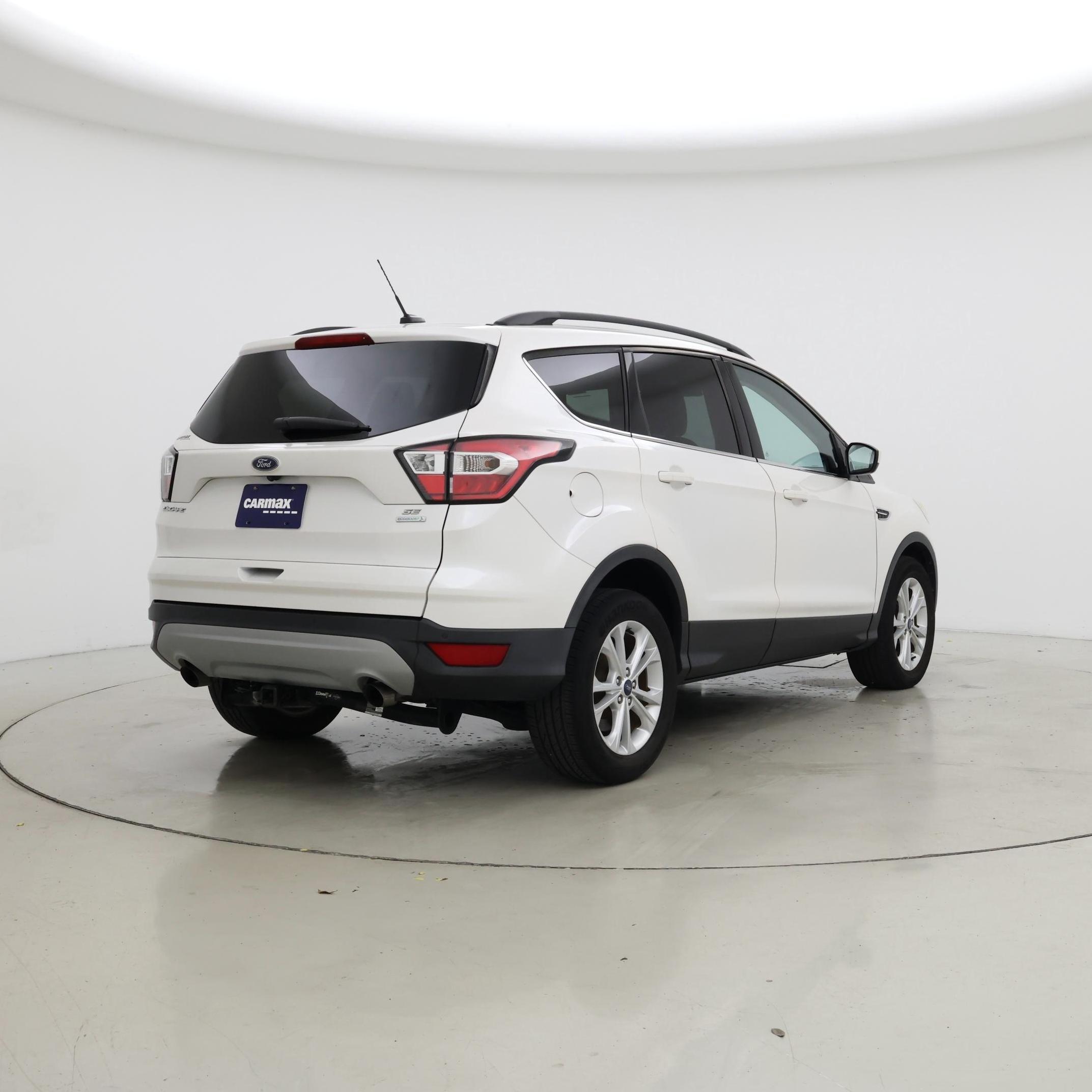 Thumbnail: 2017 Ford Escape - 8