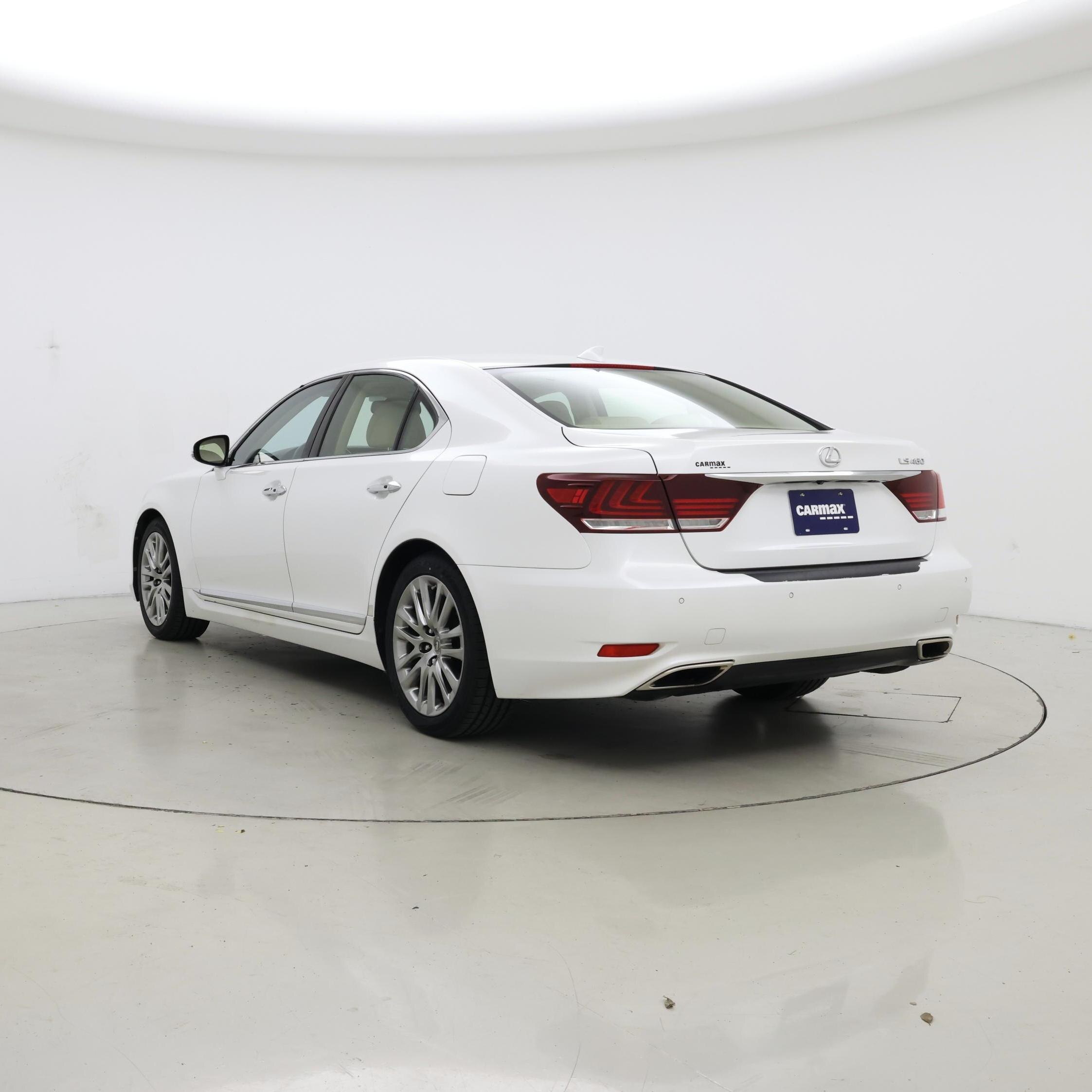Thumbnail: 2014 Lexus LS - 2