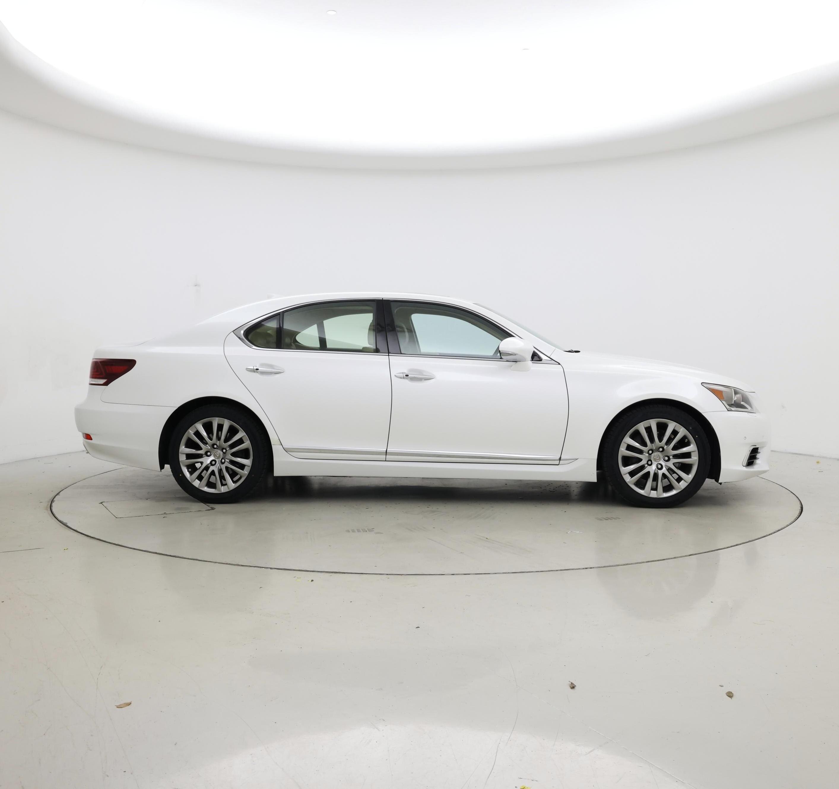 Thumbnail: 2014 Lexus LS - 7
