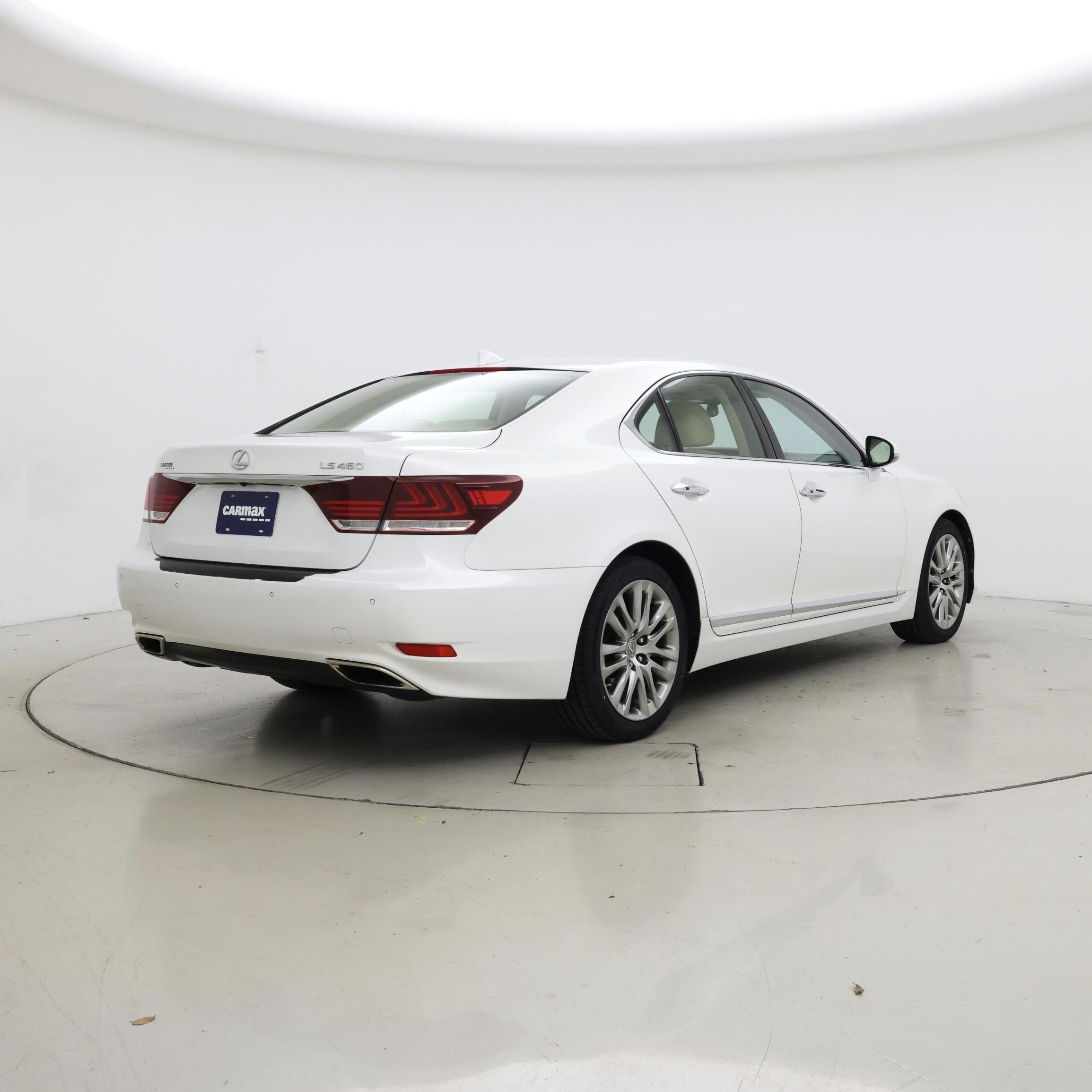 Thumbnail: 2014 Lexus LS - 8