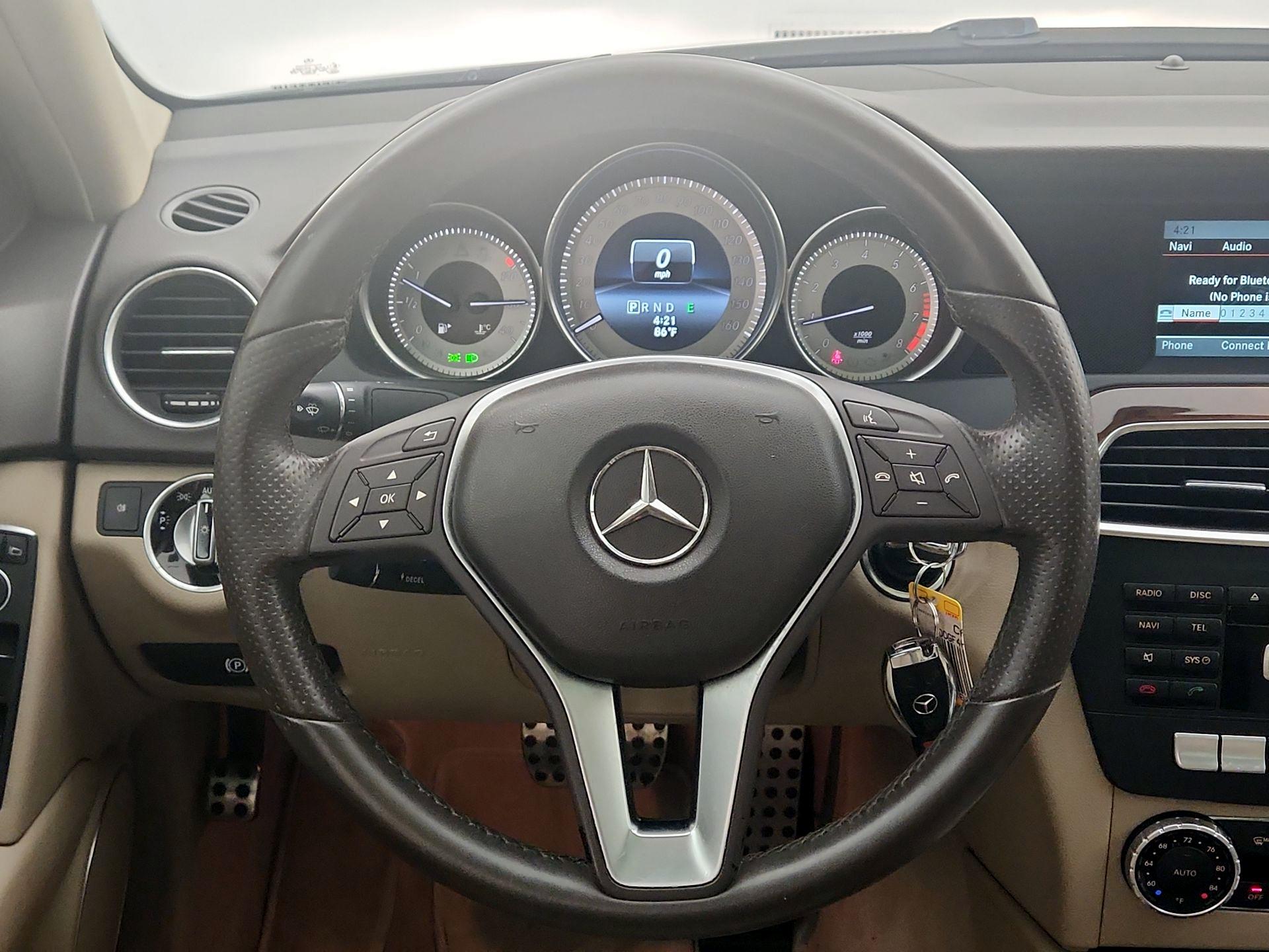 Thumbnail: 2014 Mercedes-Benz C-Class - 10
