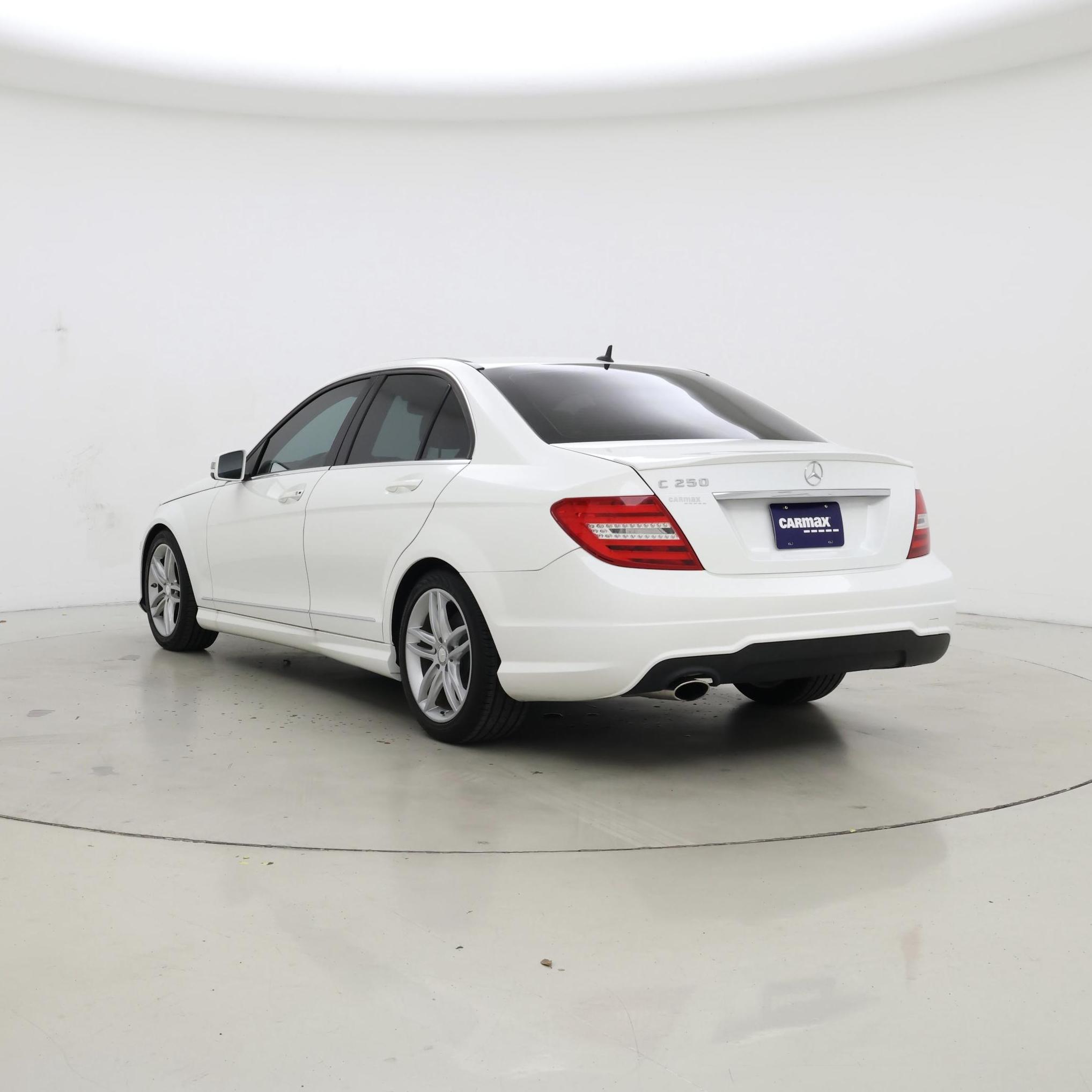 Thumbnail: 2014 Mercedes-Benz C-Class - 2