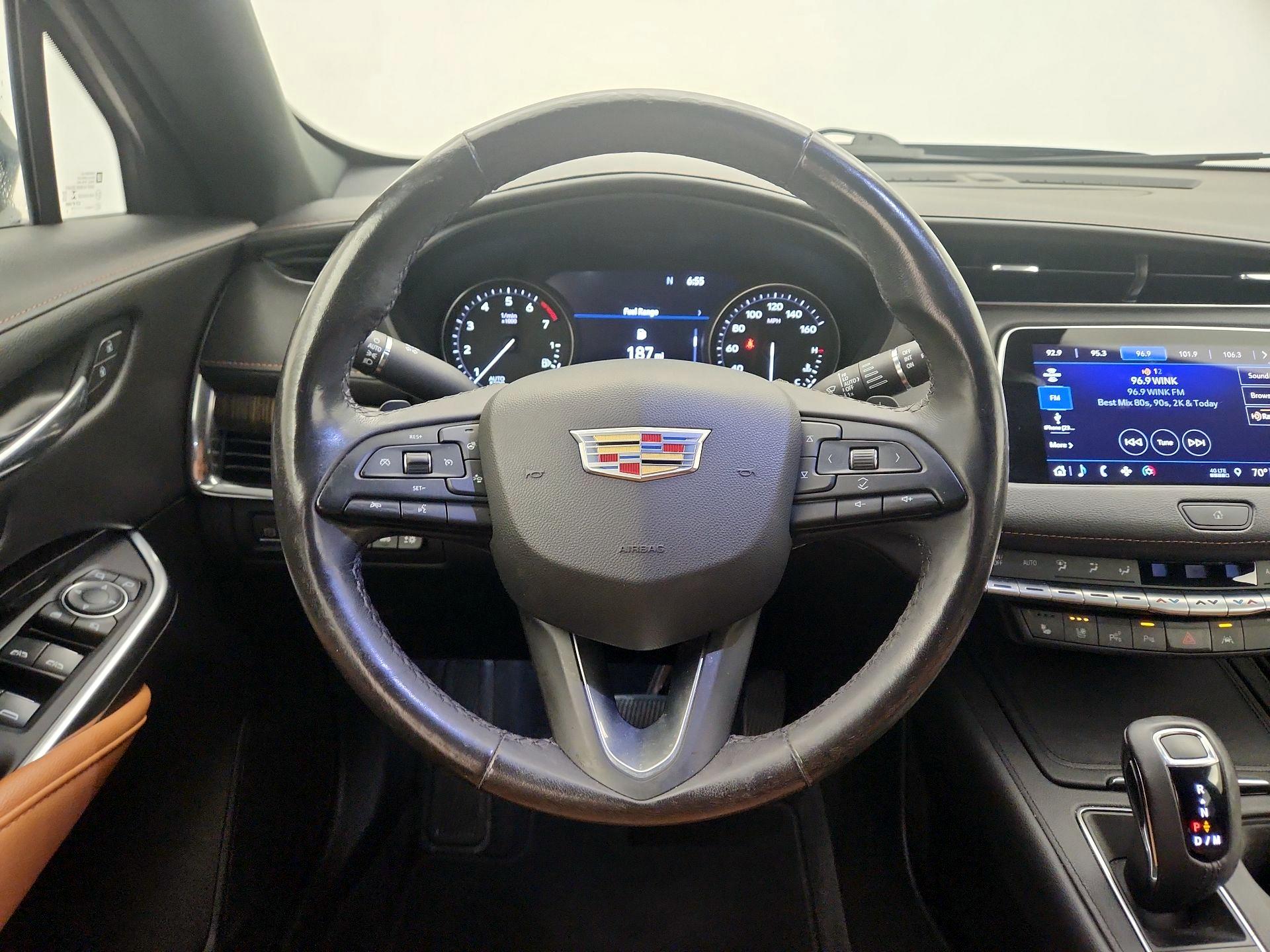 Thumbnail: 2019 Cadillac XT4 - 10