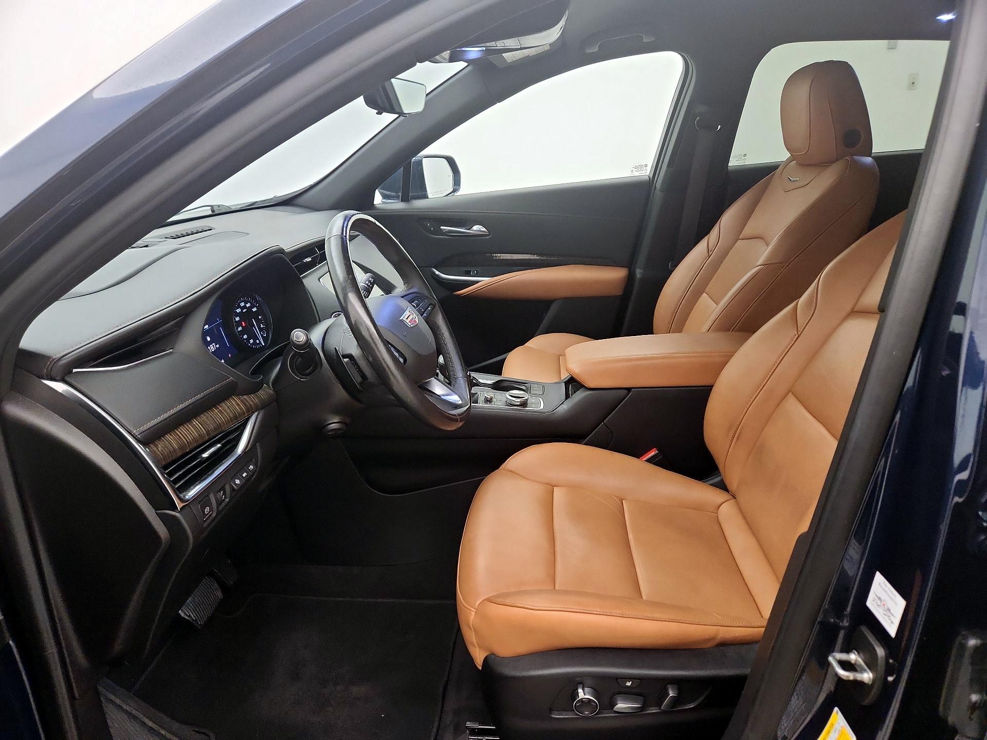 Thumbnail: 2019 Cadillac XT4 - 11