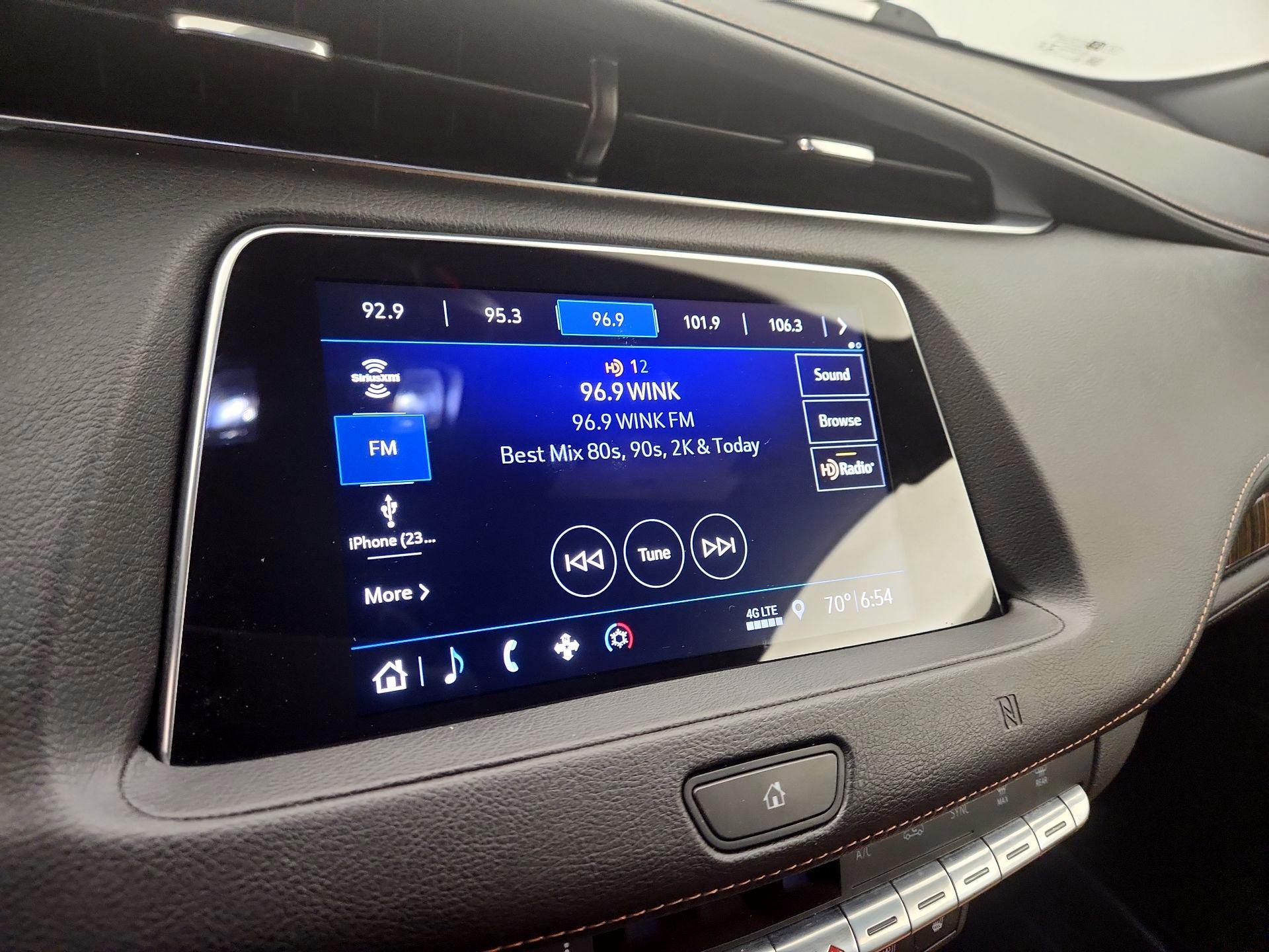 Thumbnail: 2019 Cadillac XT4 - 15
