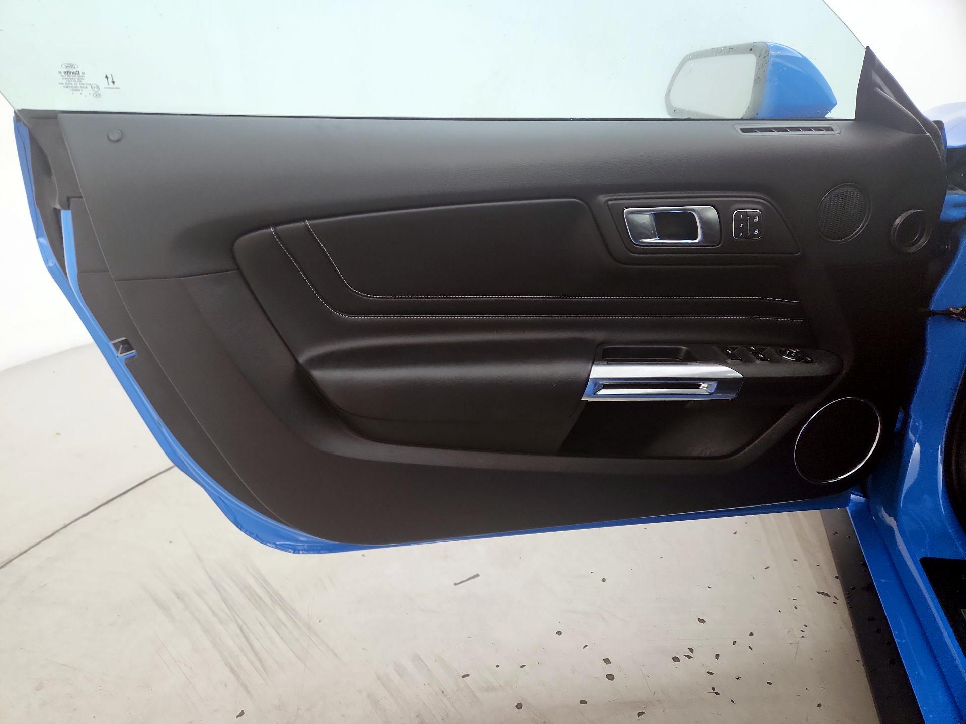 Thumbnail: 2022 Ford Mustang - 12