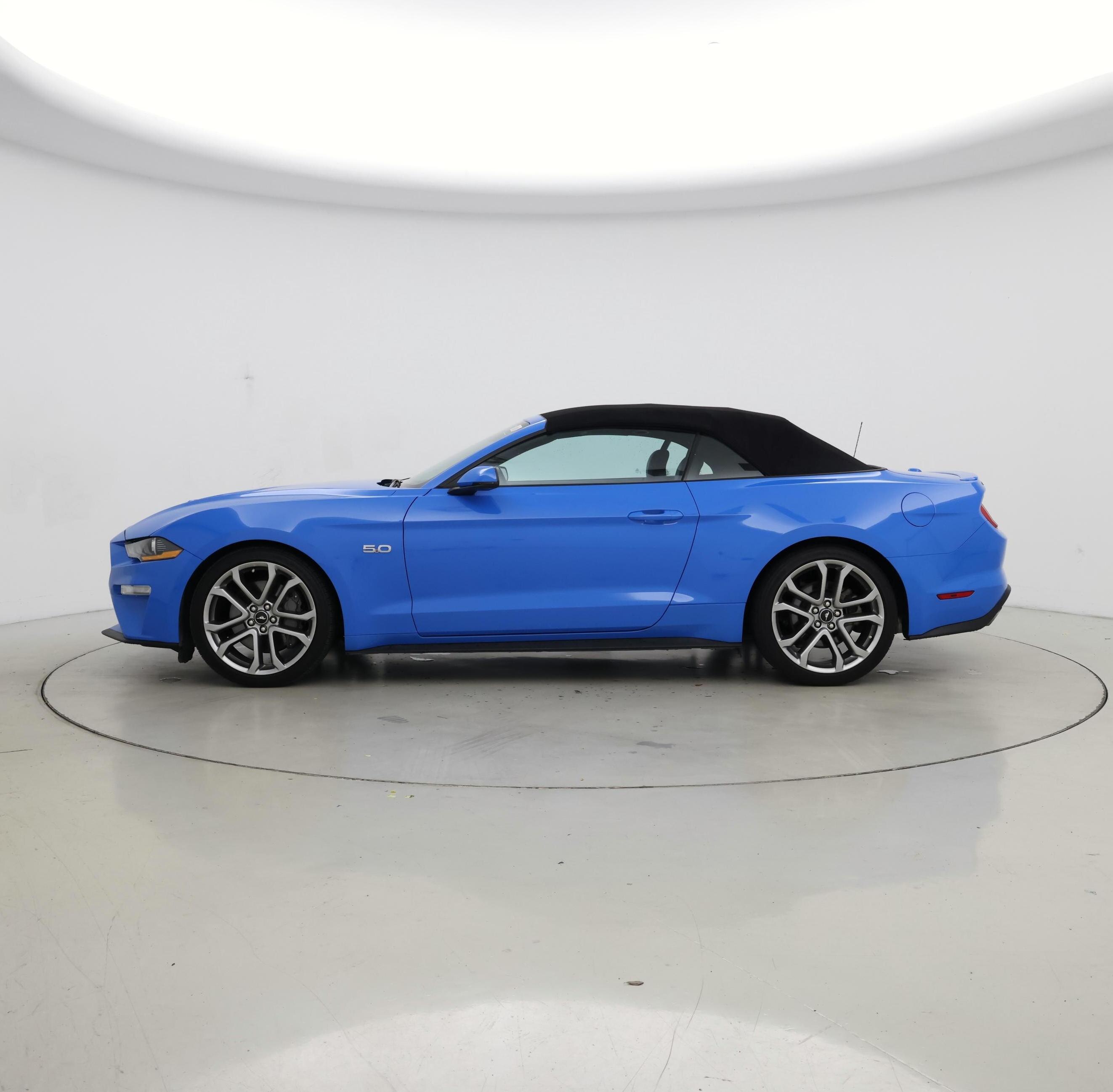 Thumbnail: 2022 Ford Mustang - 3