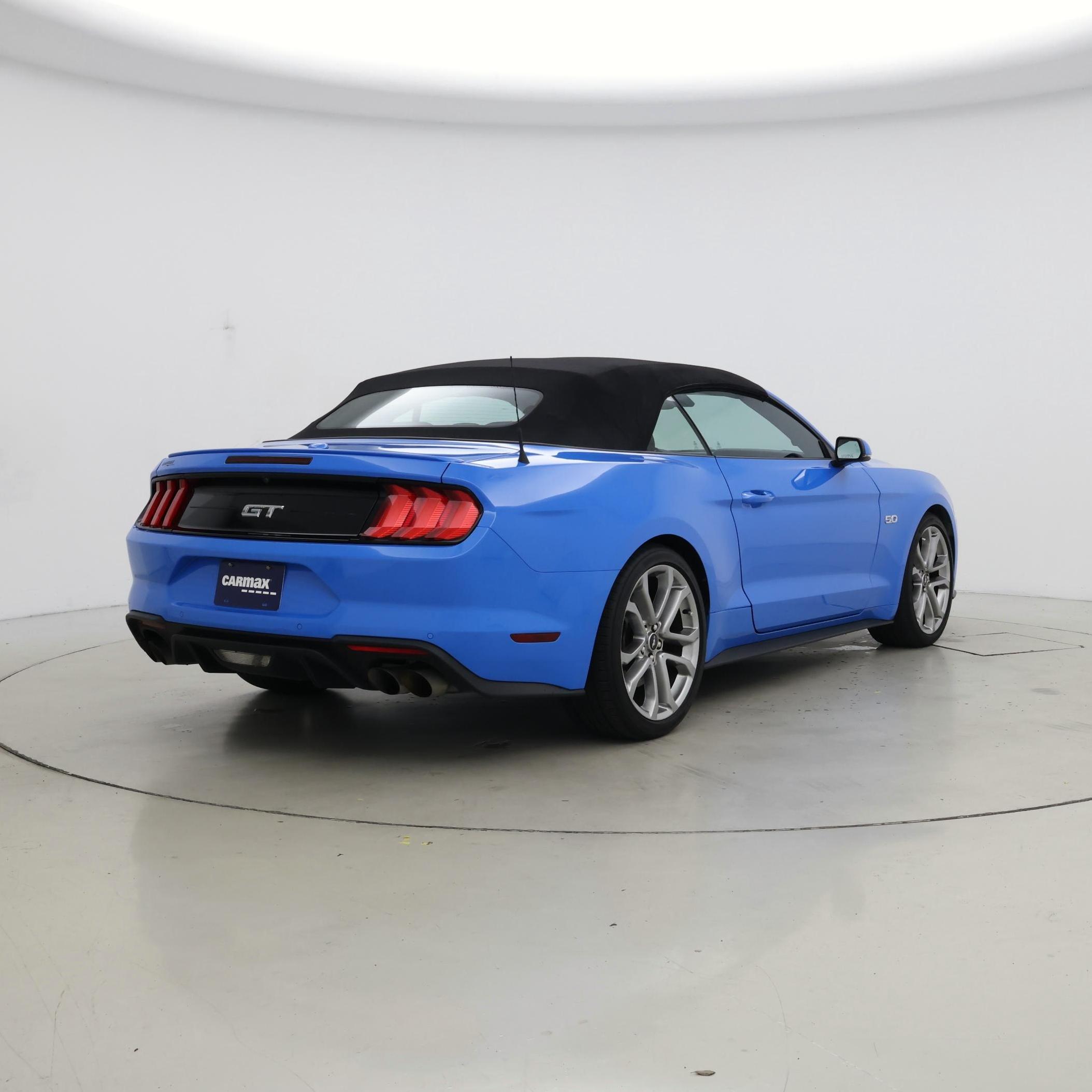 Thumbnail: 2022 Ford Mustang - 8
