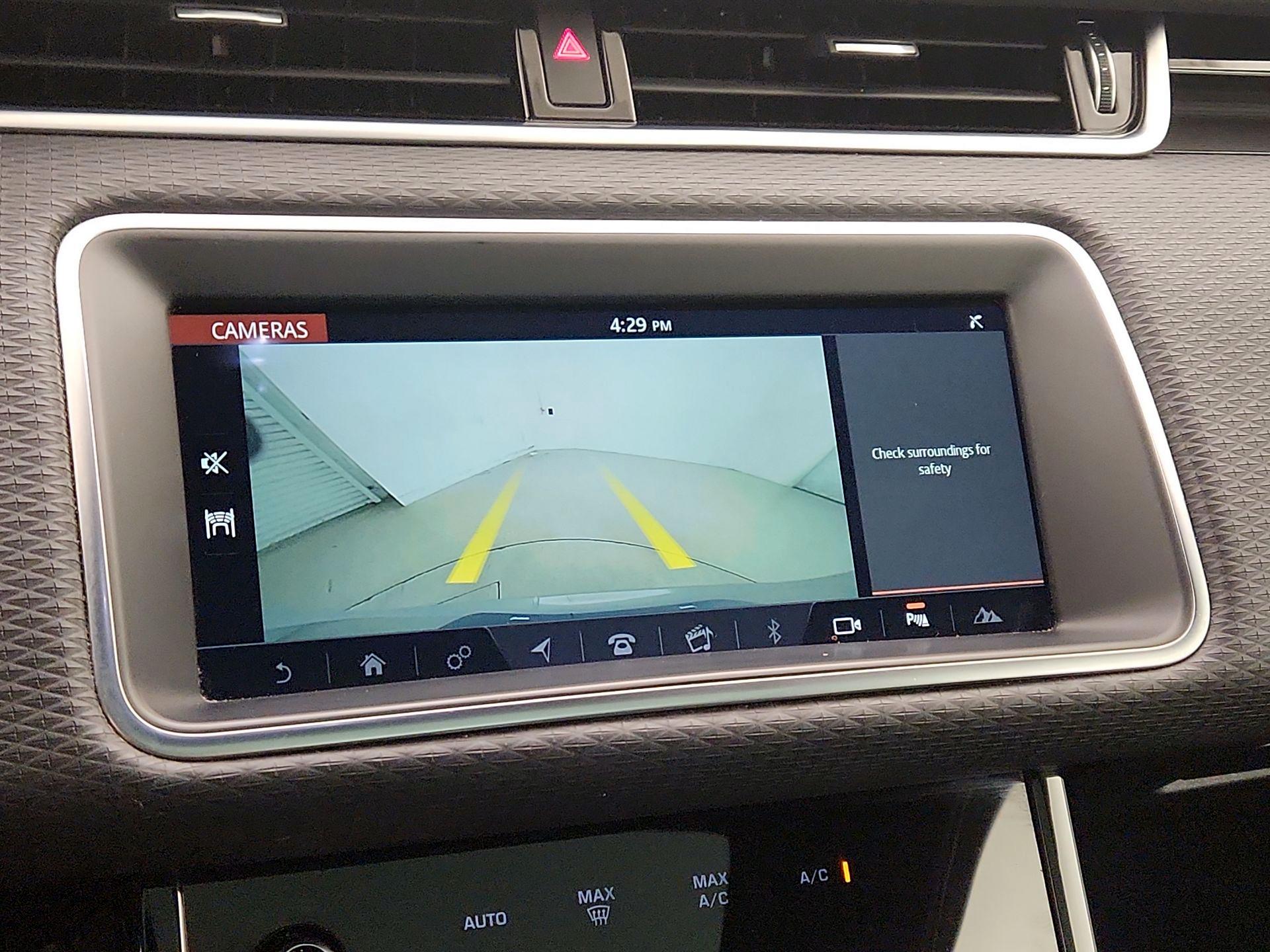 Thumbnail: 2020 Land Rover Range Rover Evoque - 15