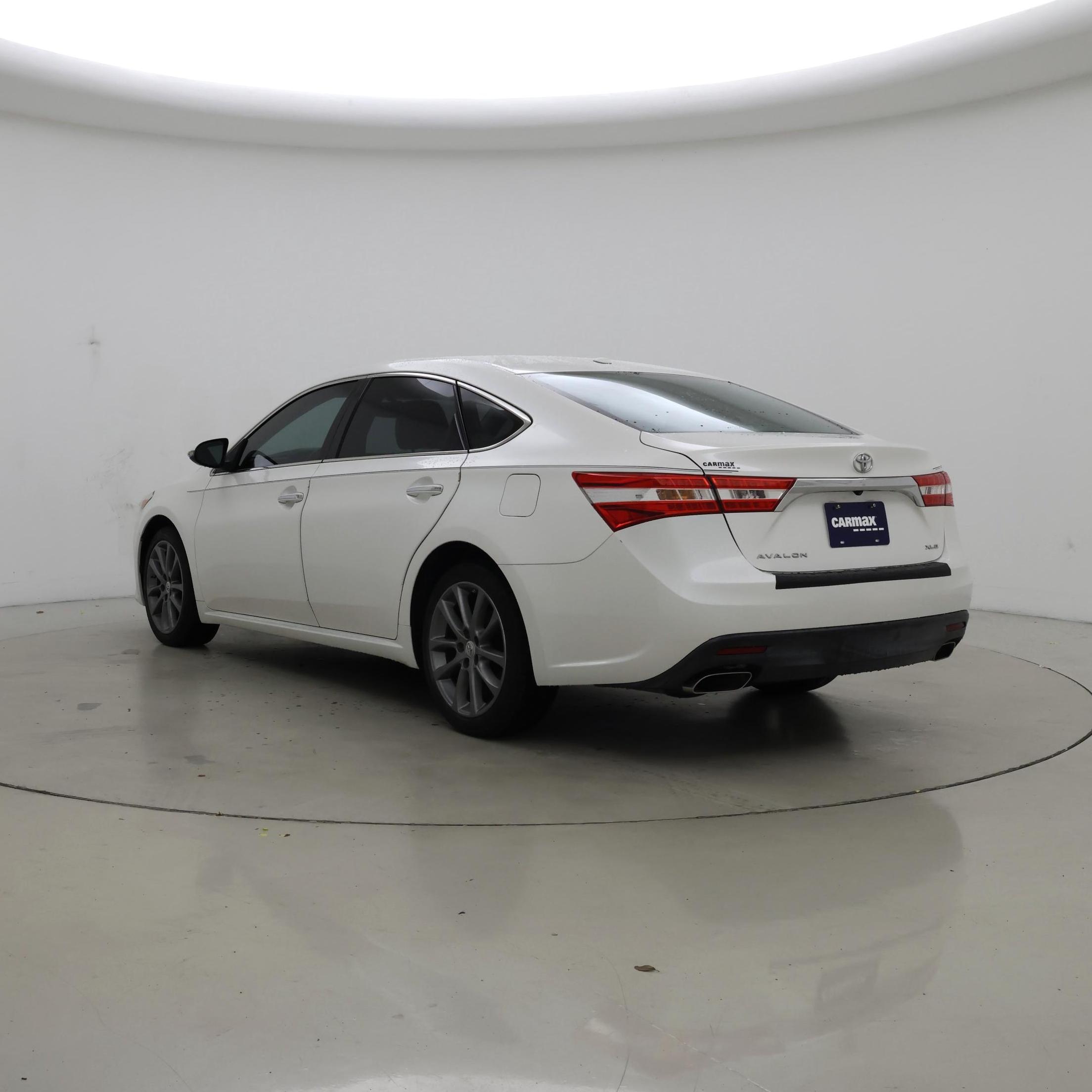 Thumbnail: 2014 Toyota Avalon - 2