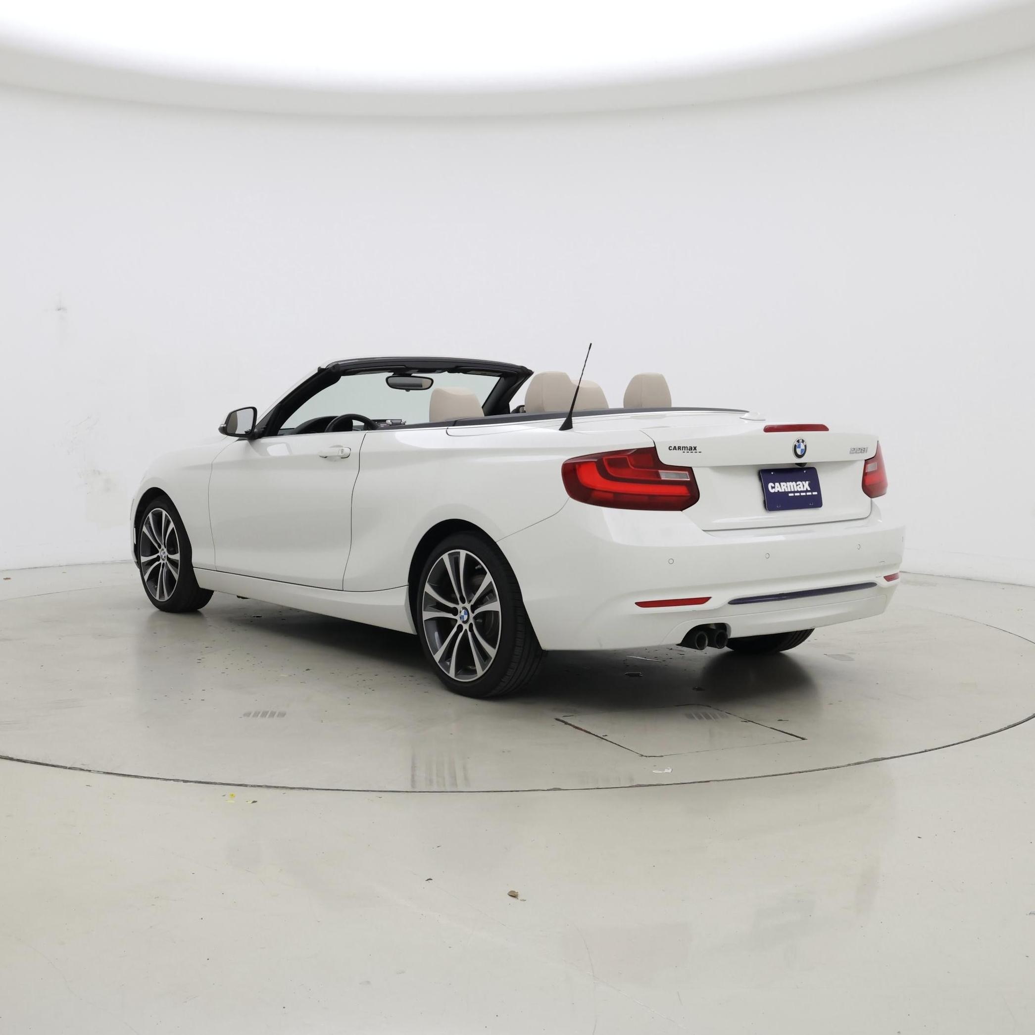 Thumbnail: 2016 BMW 2 Series - 2