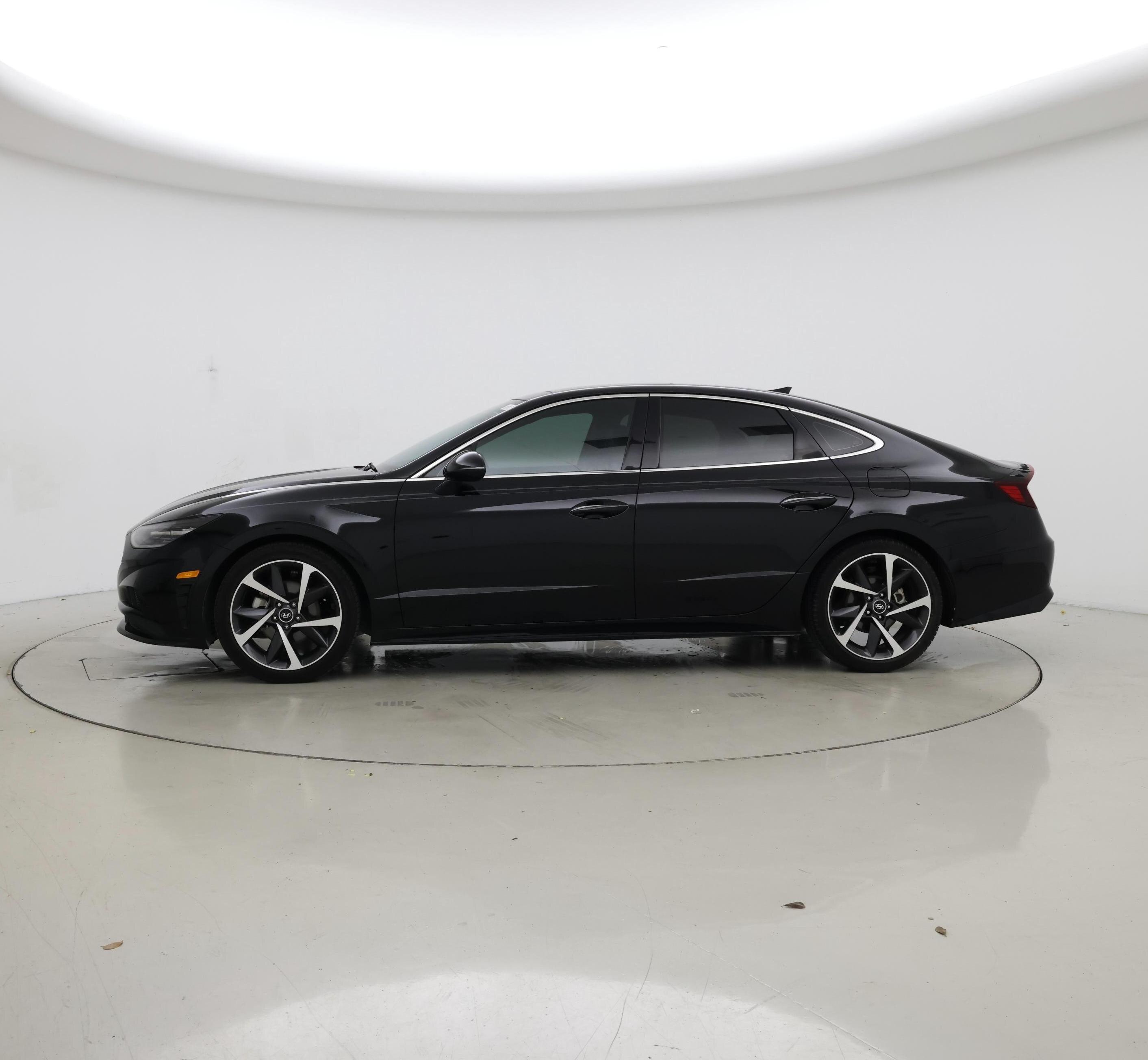 Thumbnail: 2023 Hyundai Sonata - 3