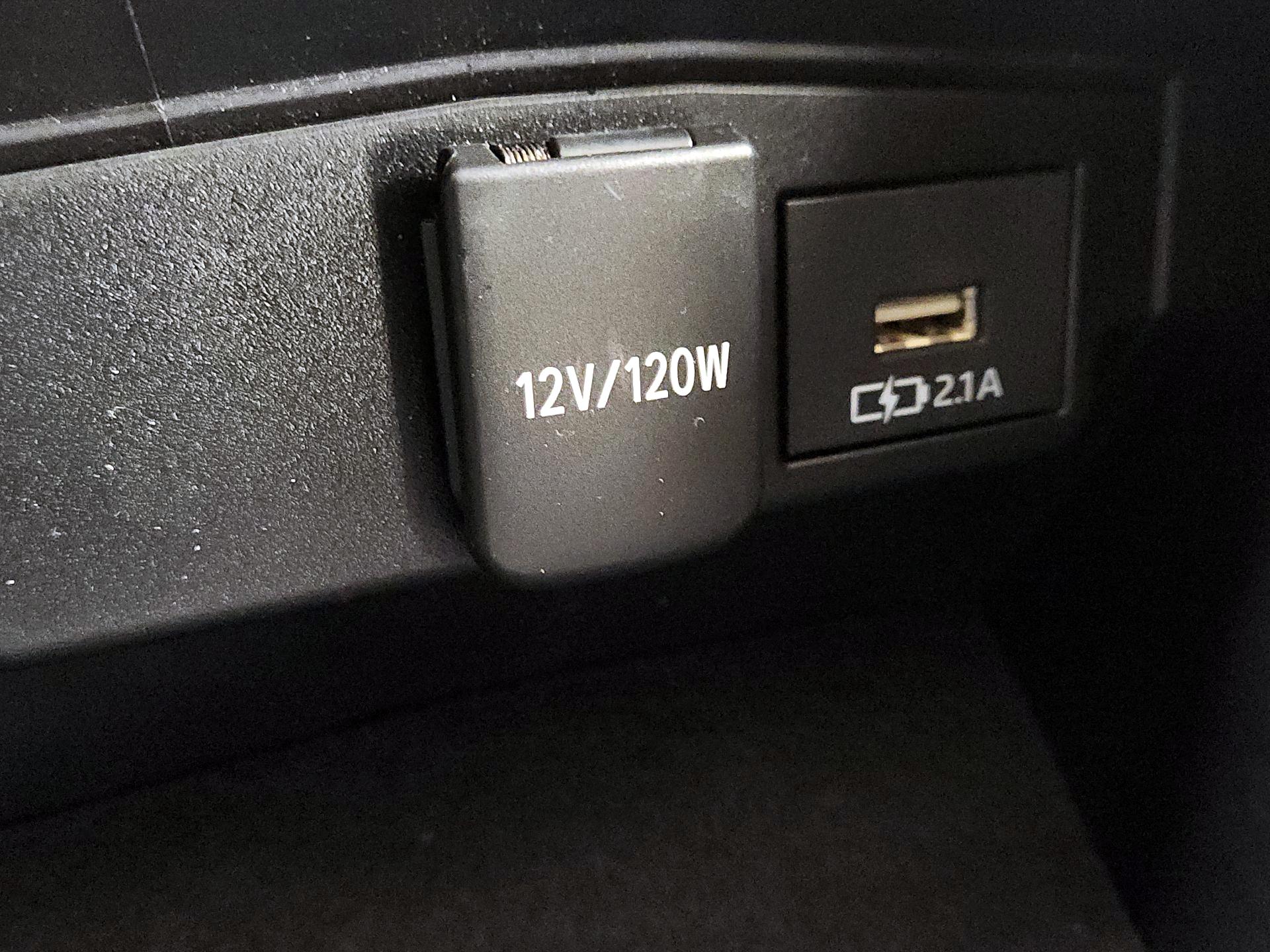 Thumbnail: 2020 Toyota Corolla - 18
