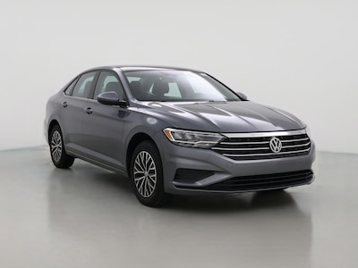 Gray 2020 Volkswagen Jetta SE