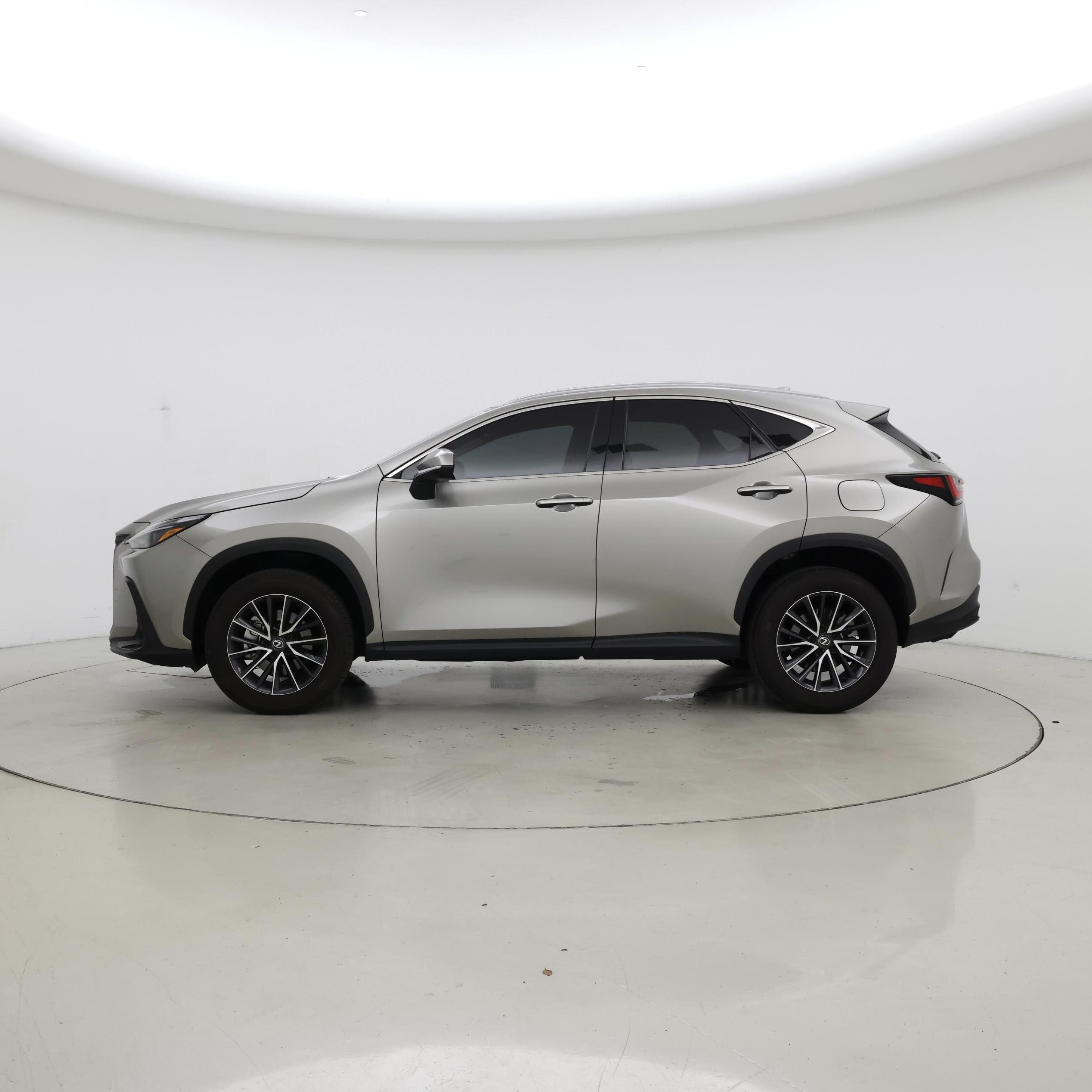 Thumbnail: 2024 Lexus NX - 3