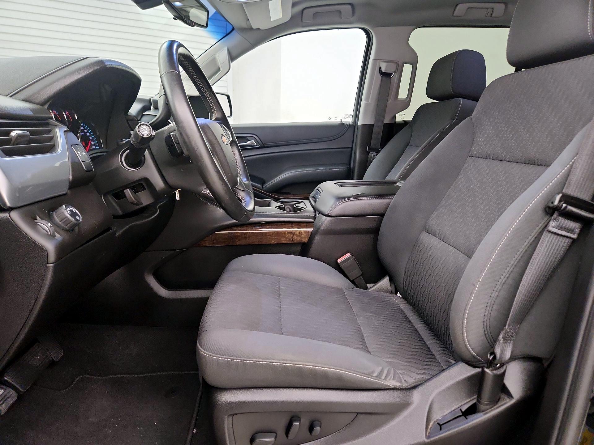 Thumbnail: 2019 Chevrolet Tahoe - 11