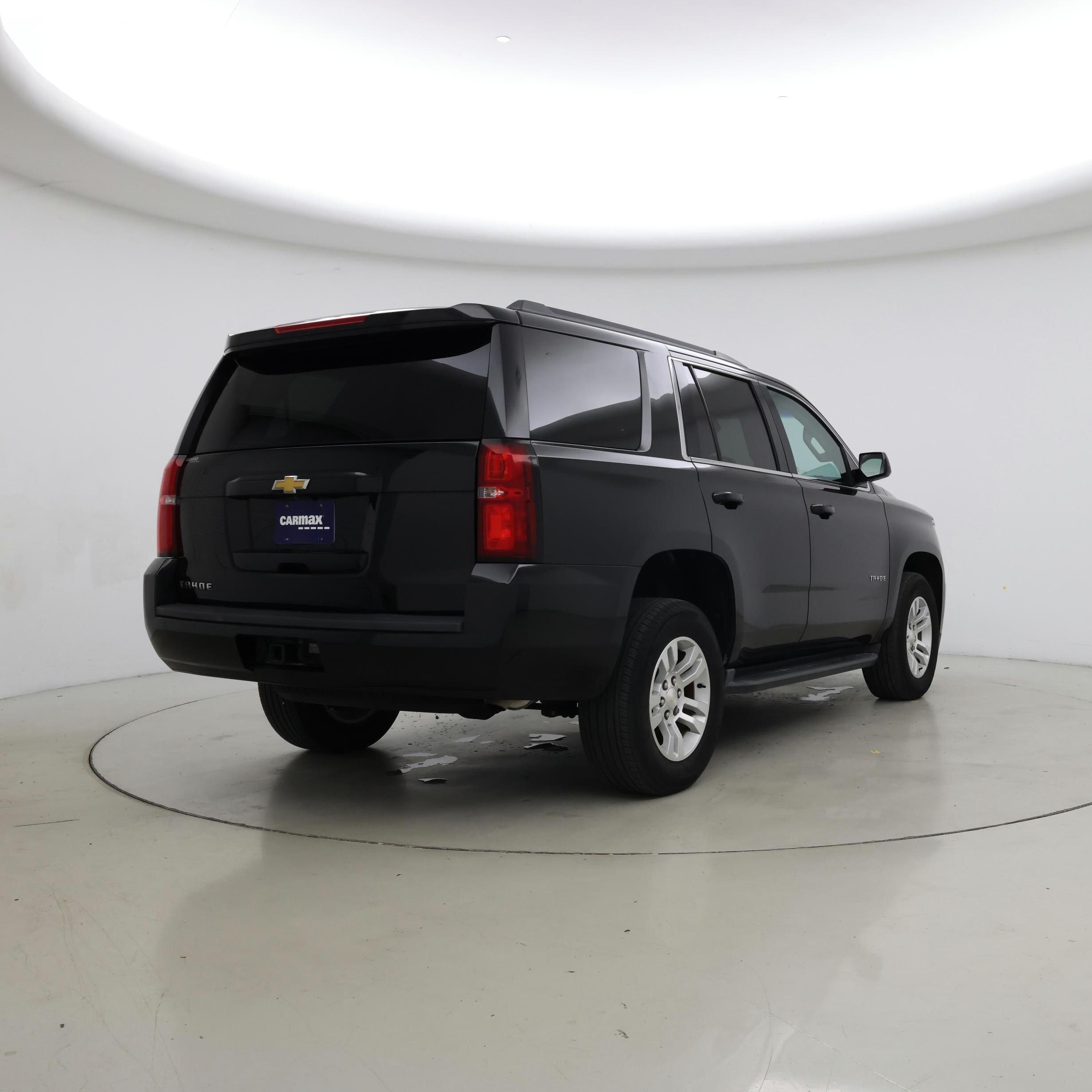 Thumbnail: 2019 Chevrolet Tahoe - 8