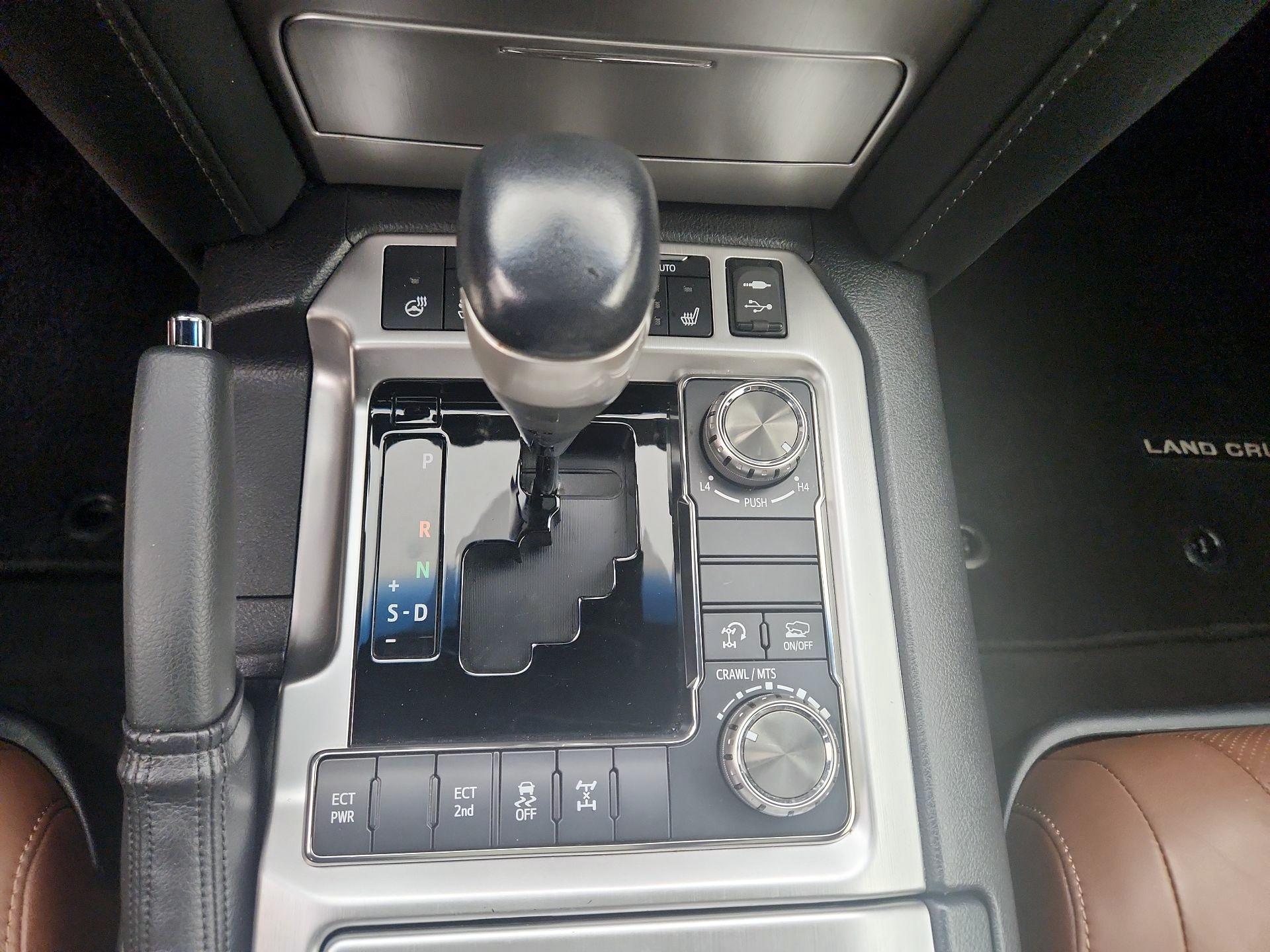 Thumbnail: 2021 Toyota Land Cruiser - 18
