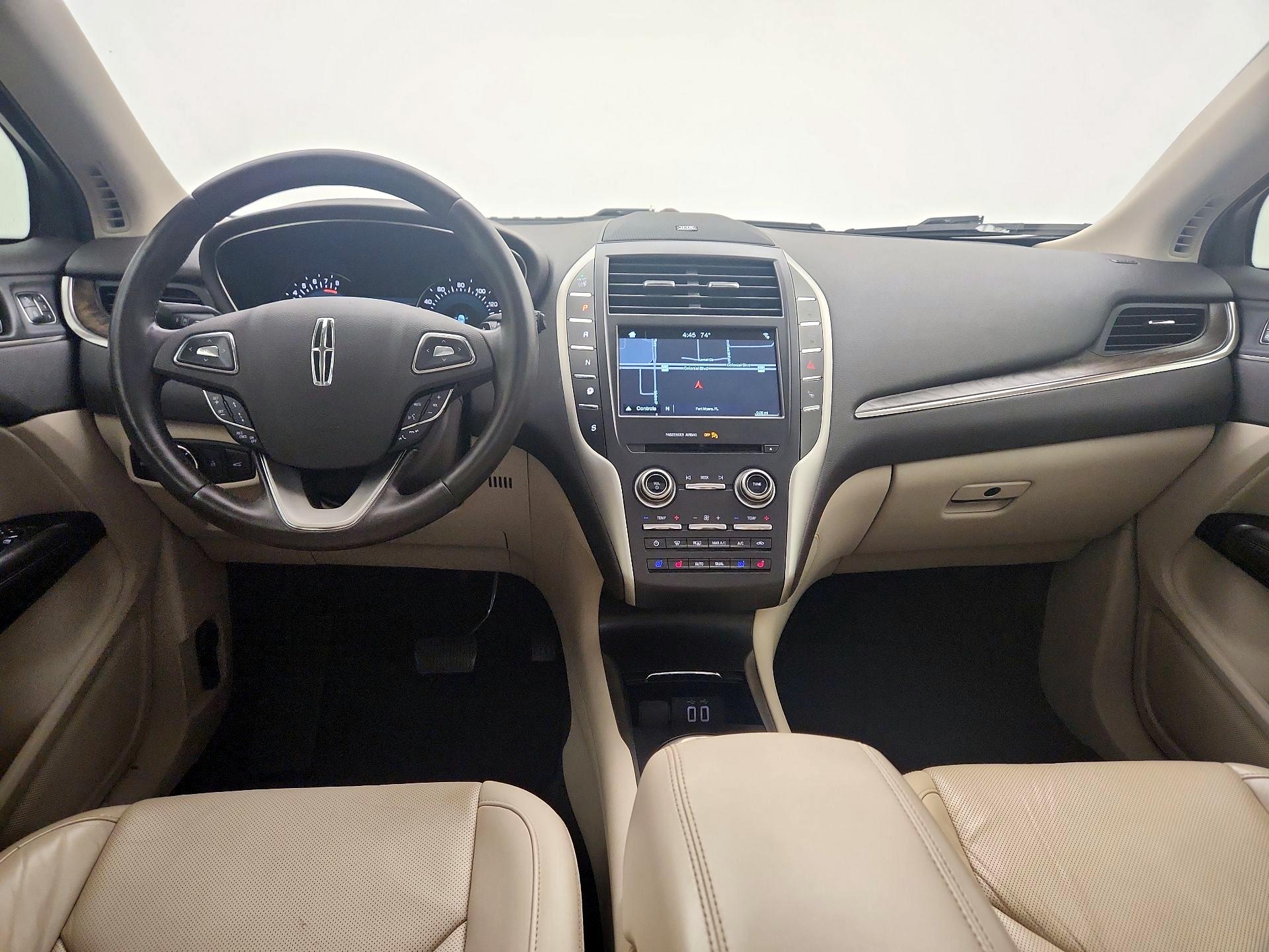 Thumbnail: 2017 Lincoln MKC - 9