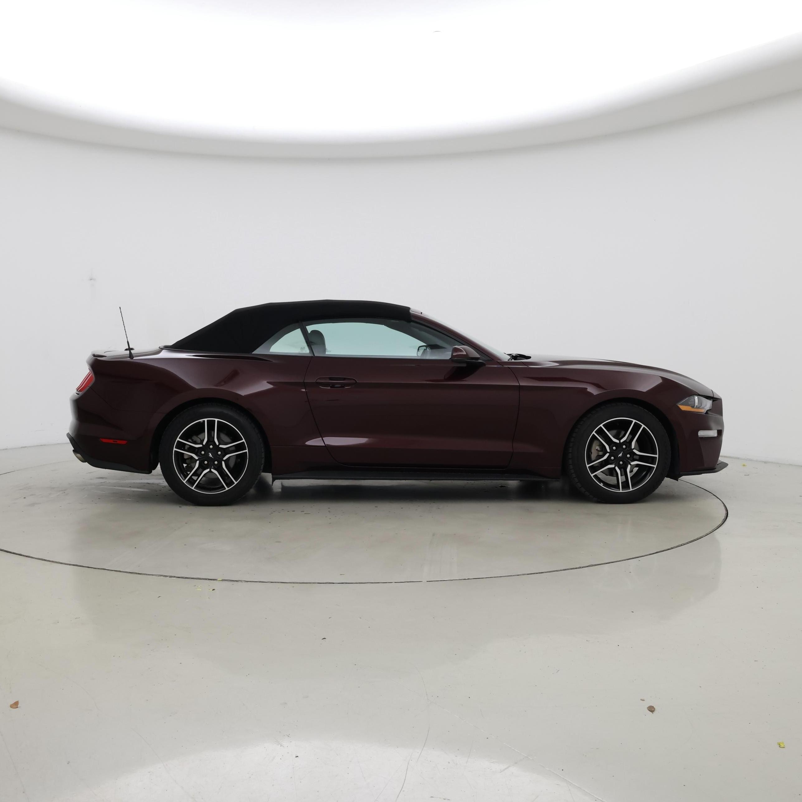 Thumbnail: 2018 Ford Mustang - 7