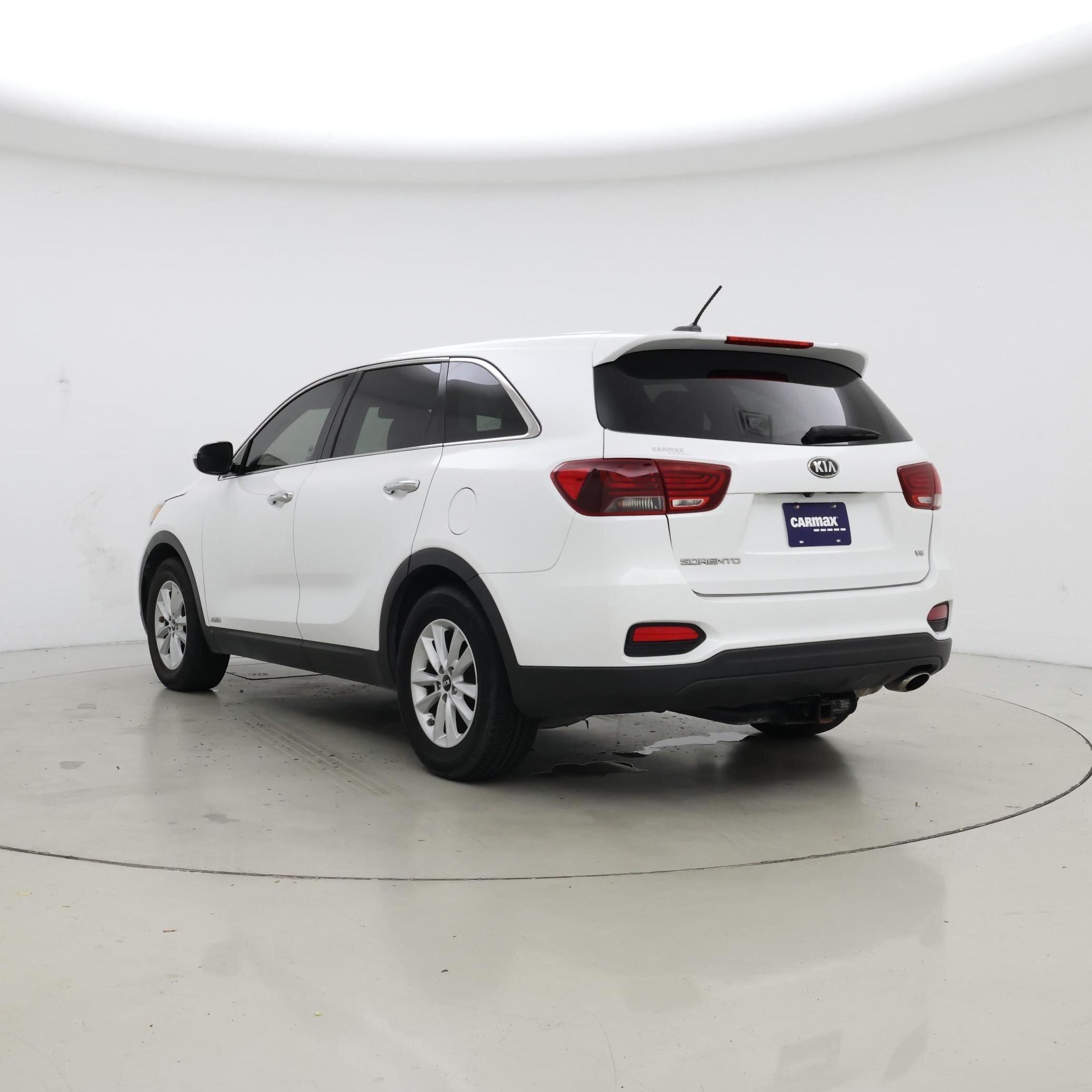 Thumbnail: 2019 Kia Sorento - 2
