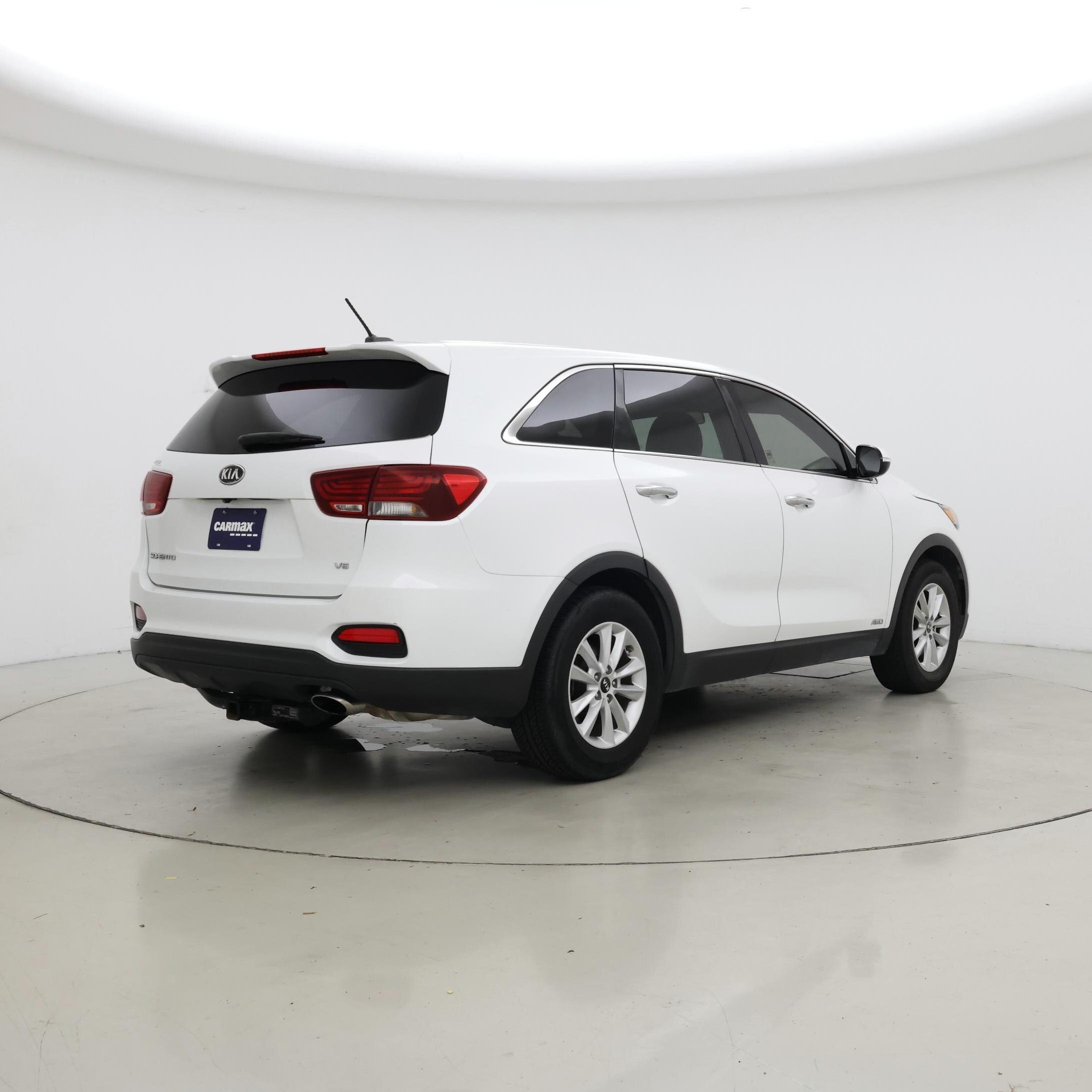 Thumbnail: 2019 Kia Sorento - 8