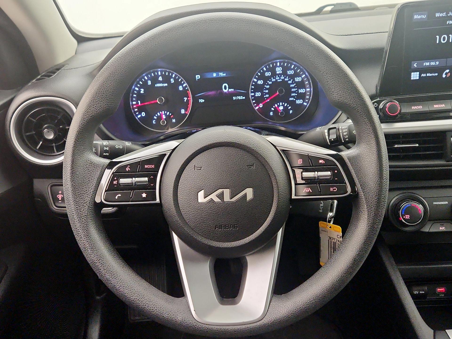 Thumbnail: 2023 Kia Forte - 10