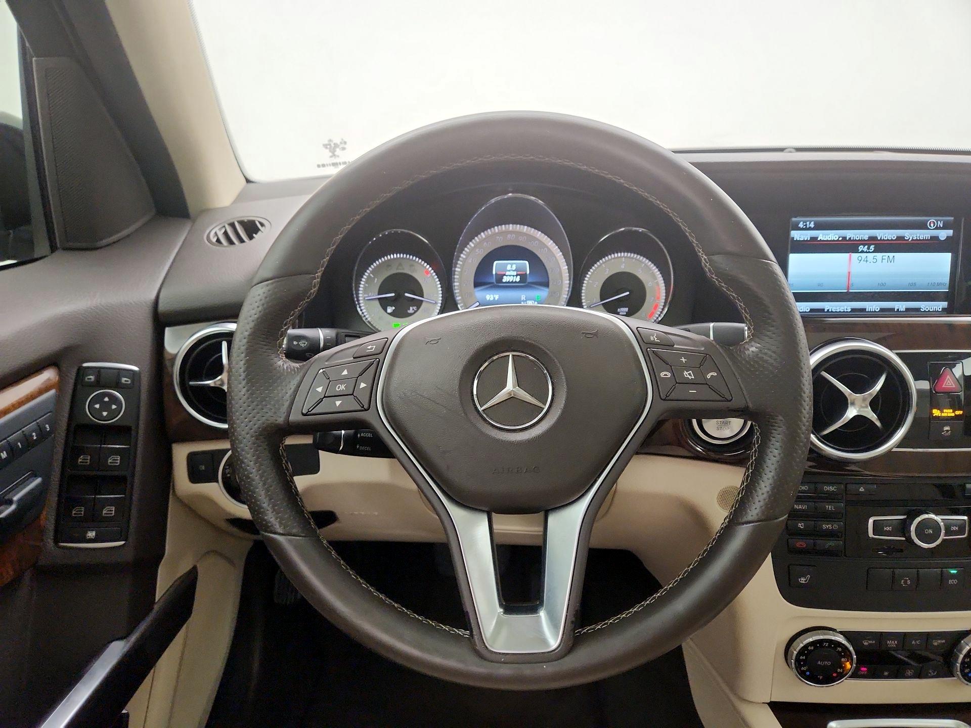 Thumbnail: 2015 Mercedes-Benz GLK - 10