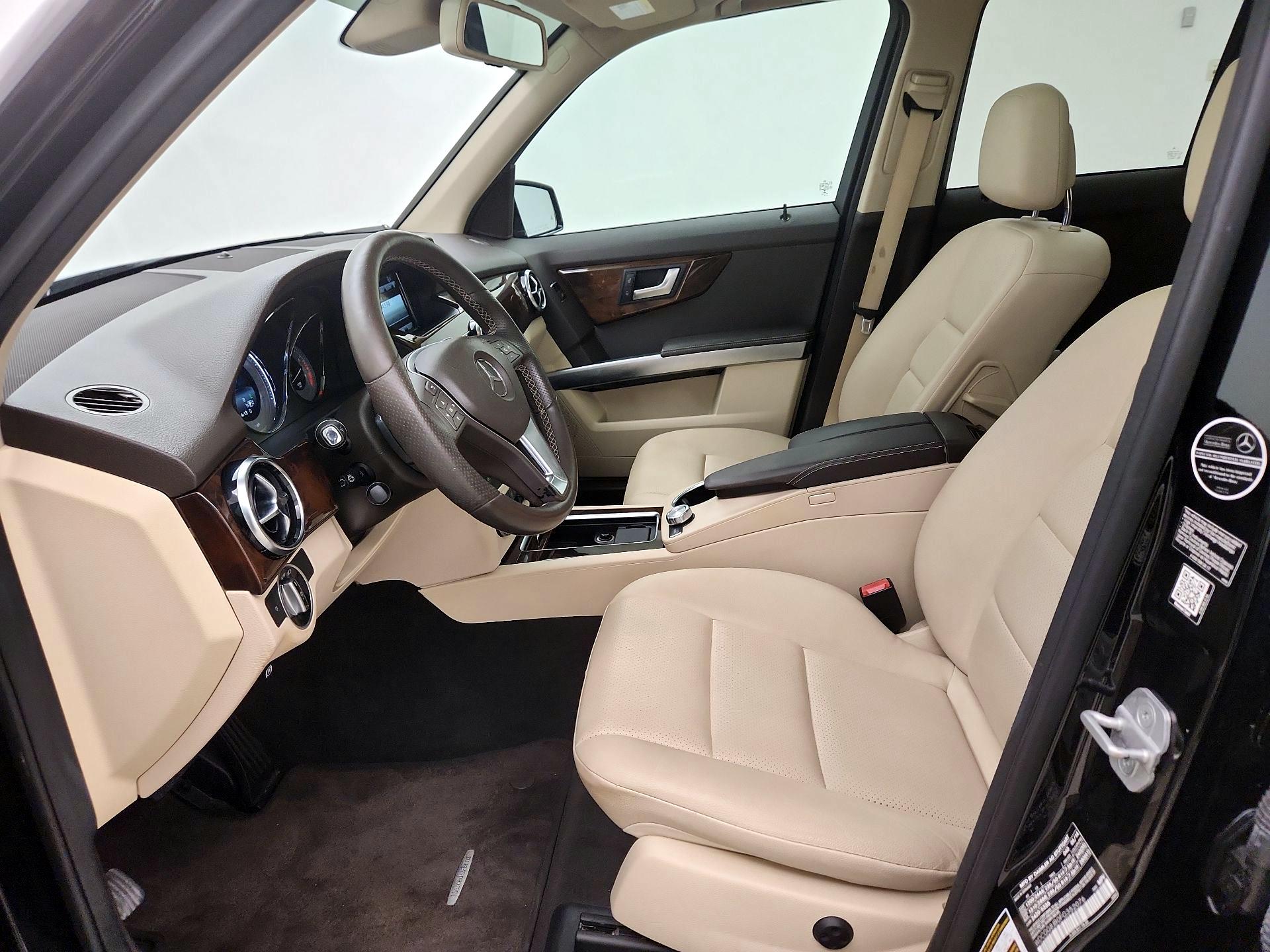 Thumbnail: 2015 Mercedes-Benz GLK - 11