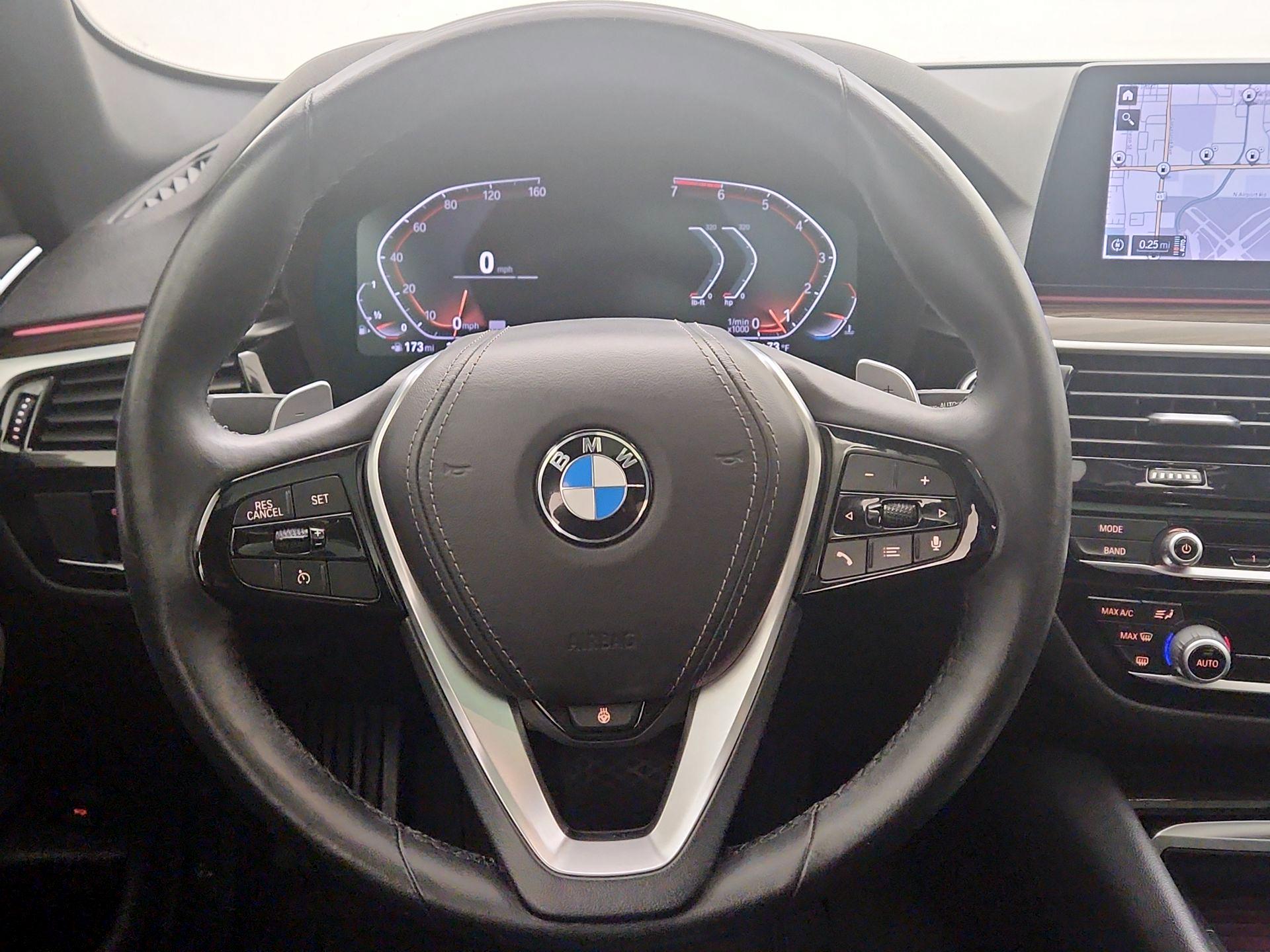 Thumbnail: 2020 BMW 5 Series - 10