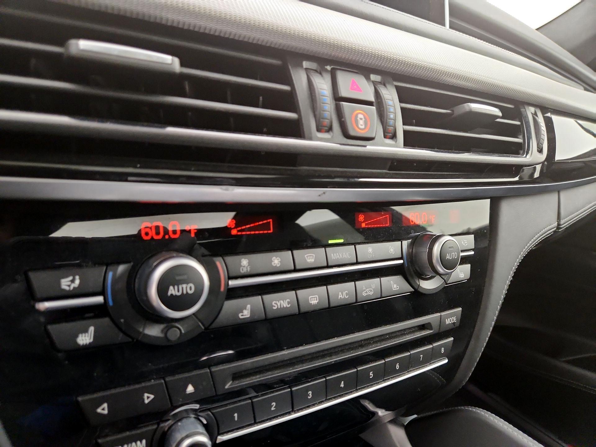 Thumbnail: 2015 BMW X5 - 17