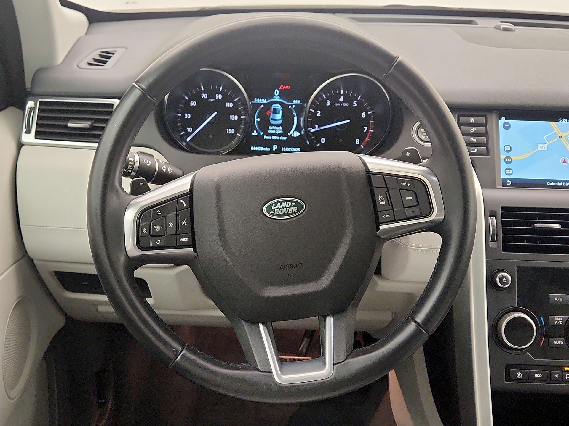 Thumbnail: 2019 Land Rover Discovery Sport - 10