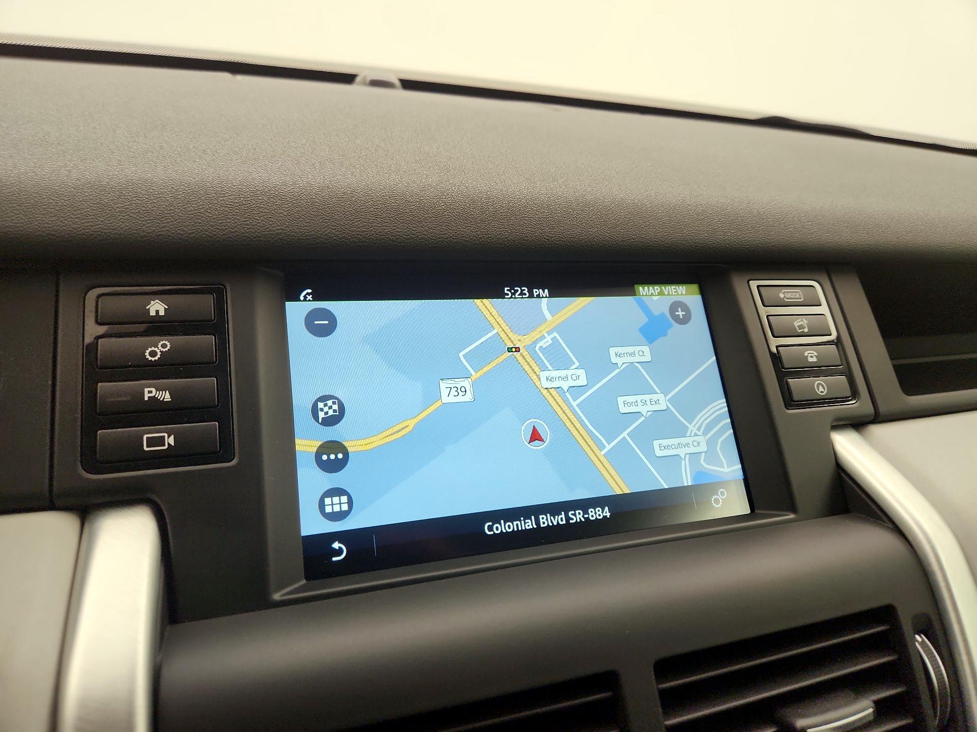 Thumbnail: 2019 Land Rover Discovery Sport - 14