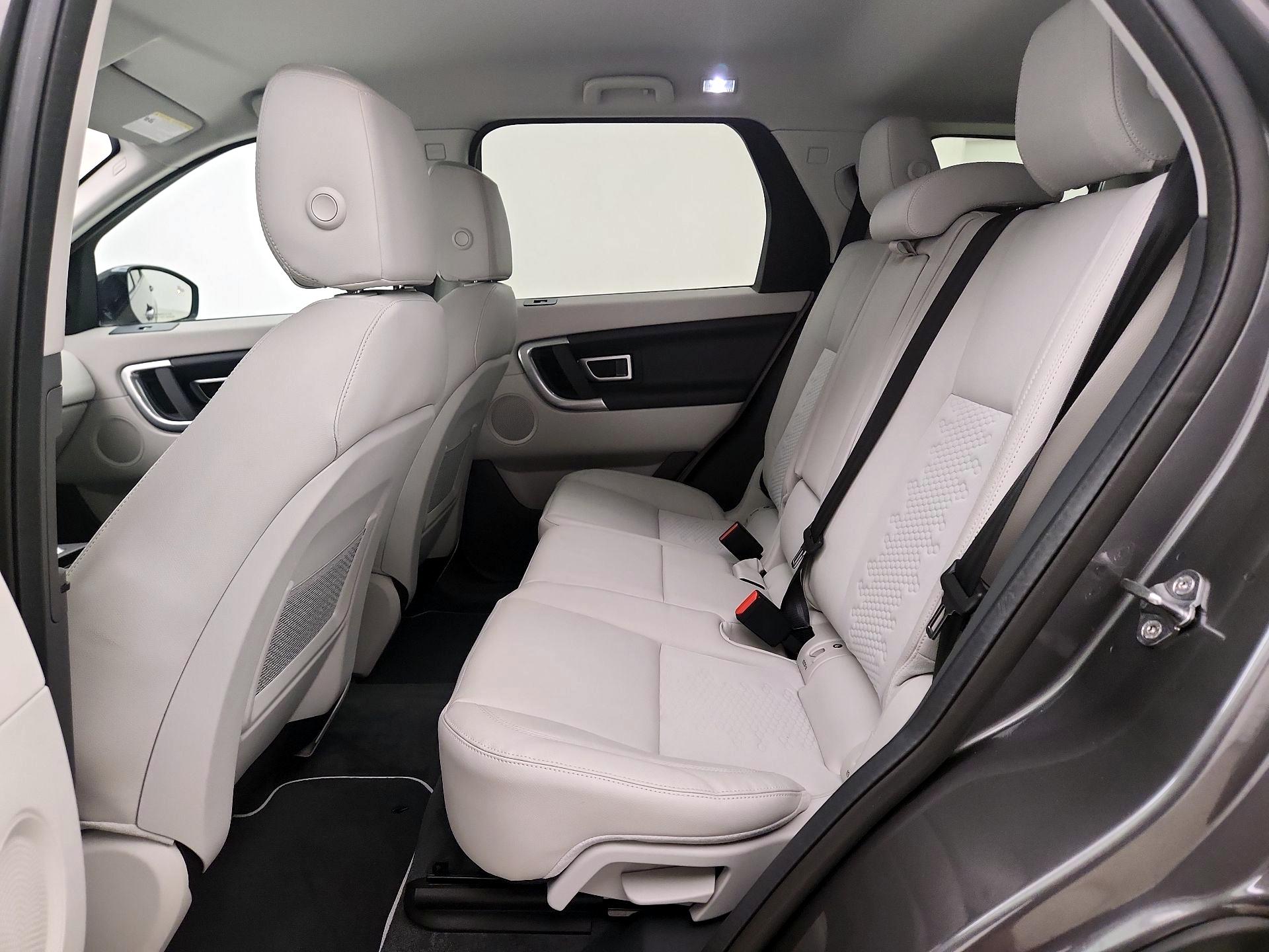 Thumbnail: 2019 Land Rover Discovery Sport - 20