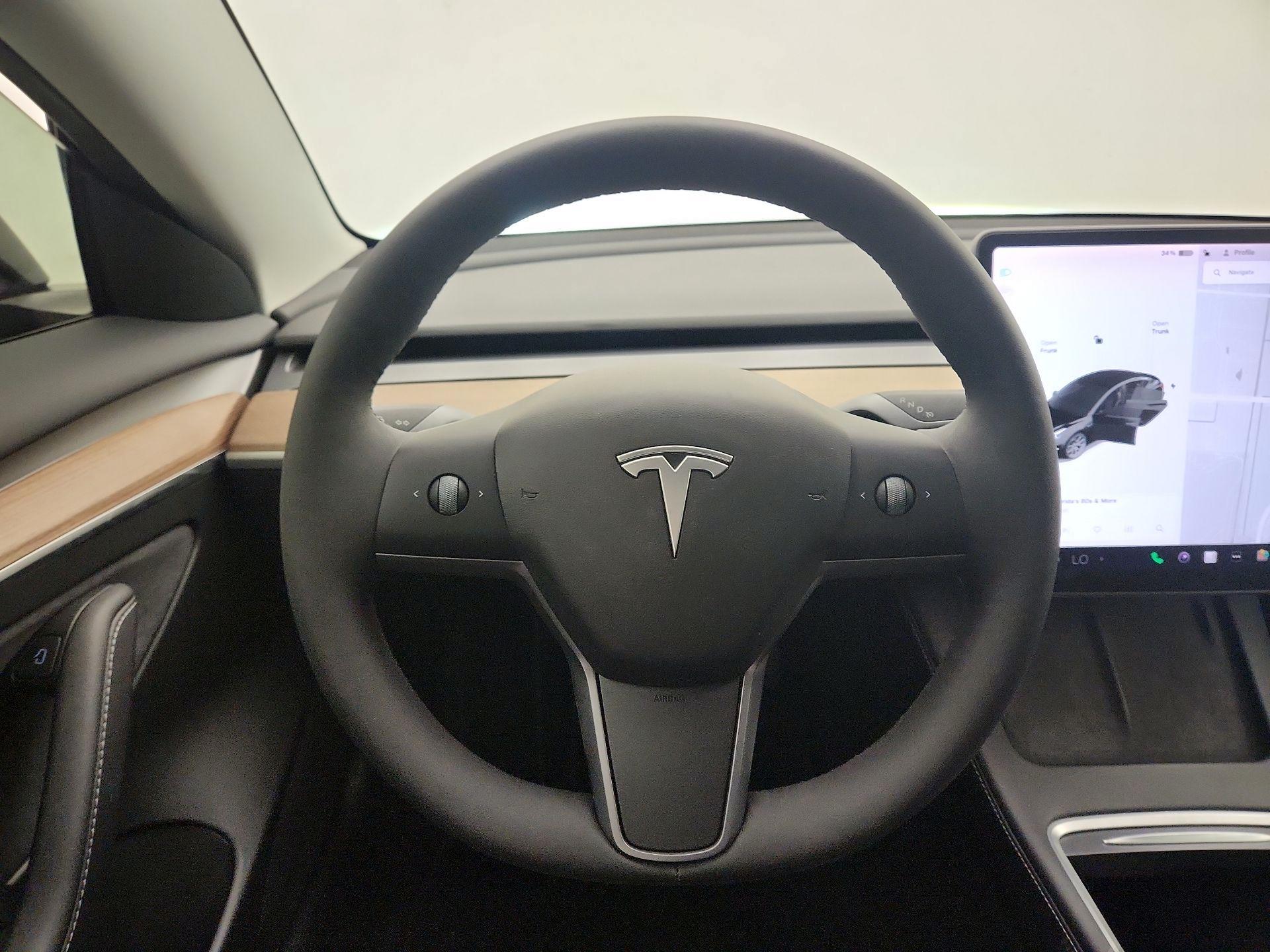 Thumbnail: 2021 Tesla Model 3 - 10