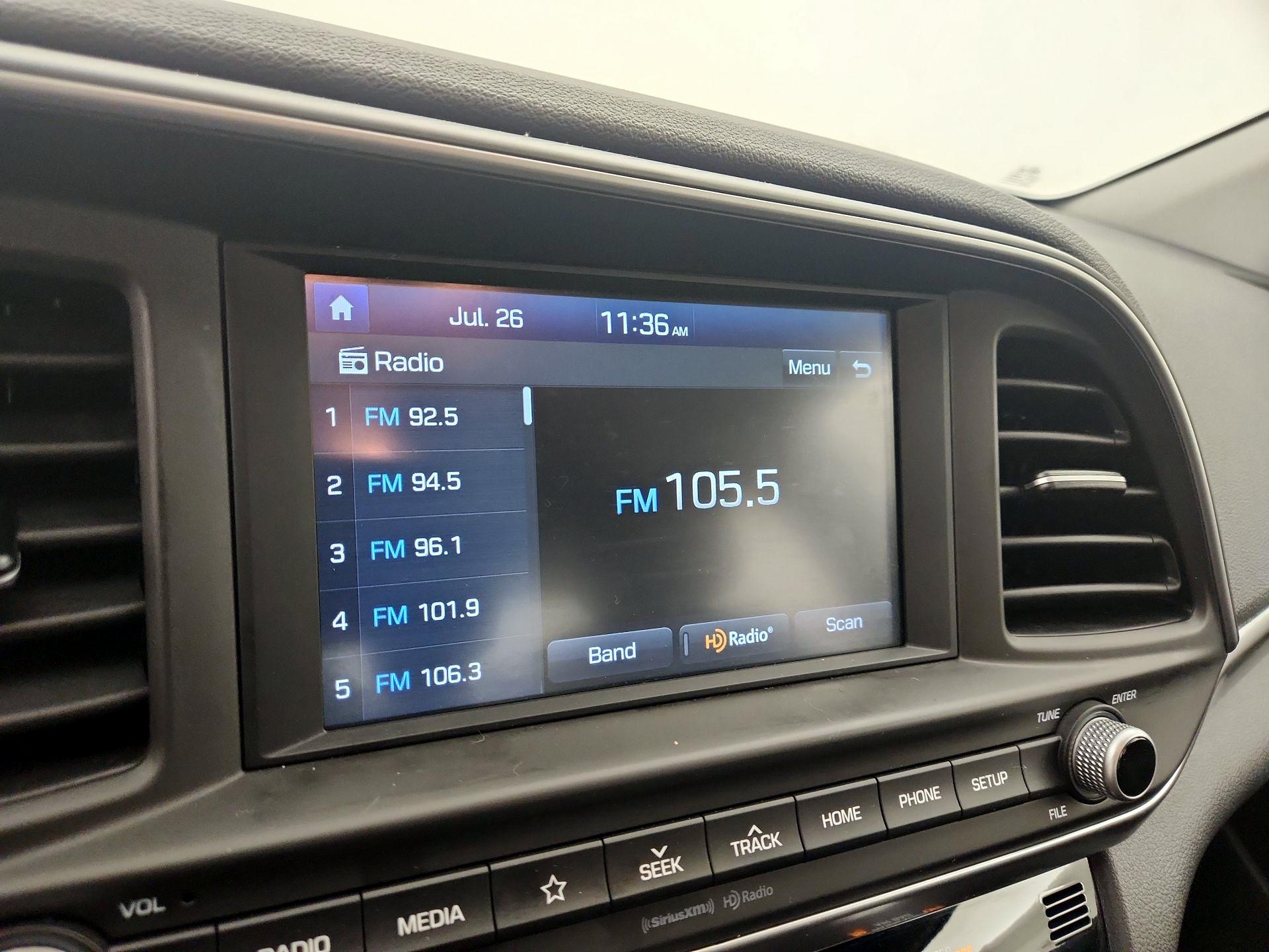 Thumbnail: 2020 Hyundai Elantra - 15