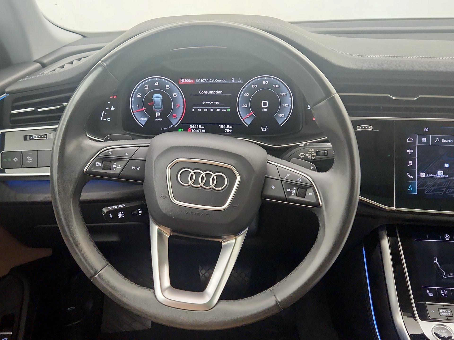 Thumbnail: 2023 Audi Q8 - 10