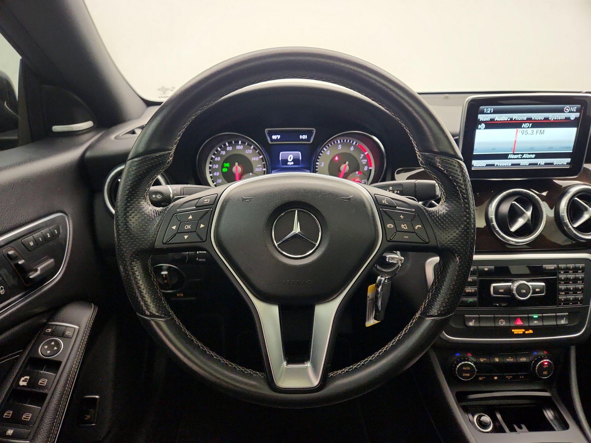 Thumbnail: 2014 Mercedes-Benz CLA - 10