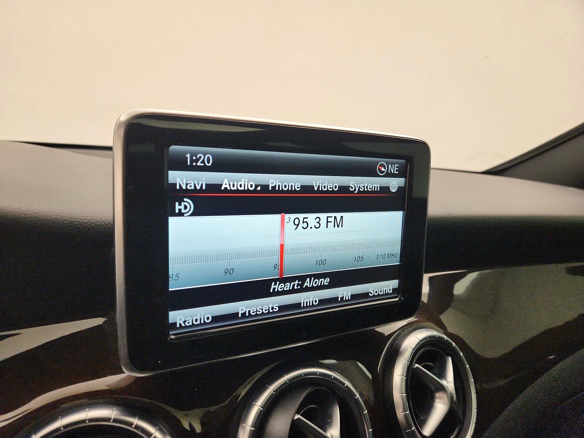 Thumbnail: 2014 Mercedes-Benz CLA - 14
