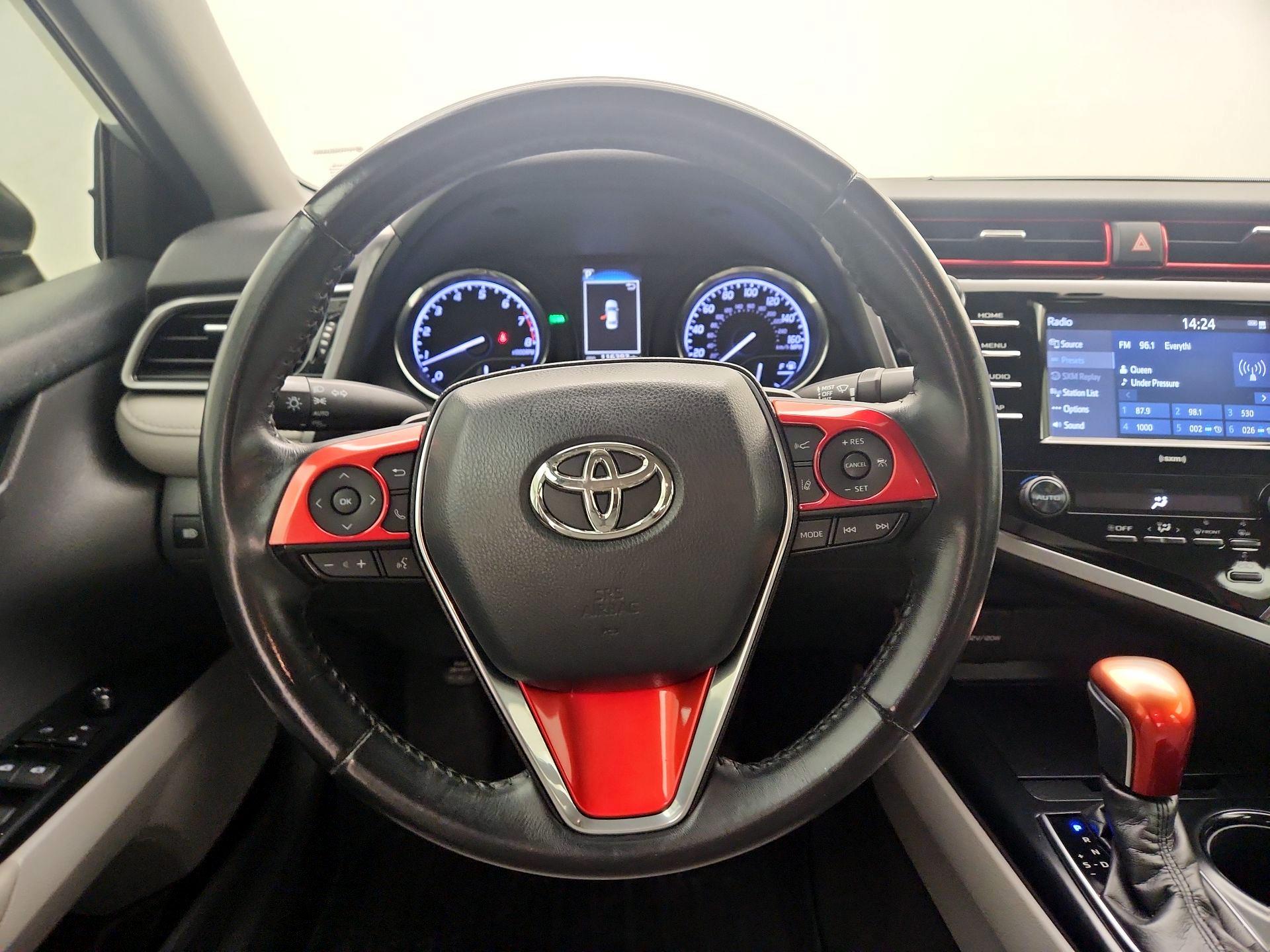 Thumbnail: 2020 Toyota Camry - 10