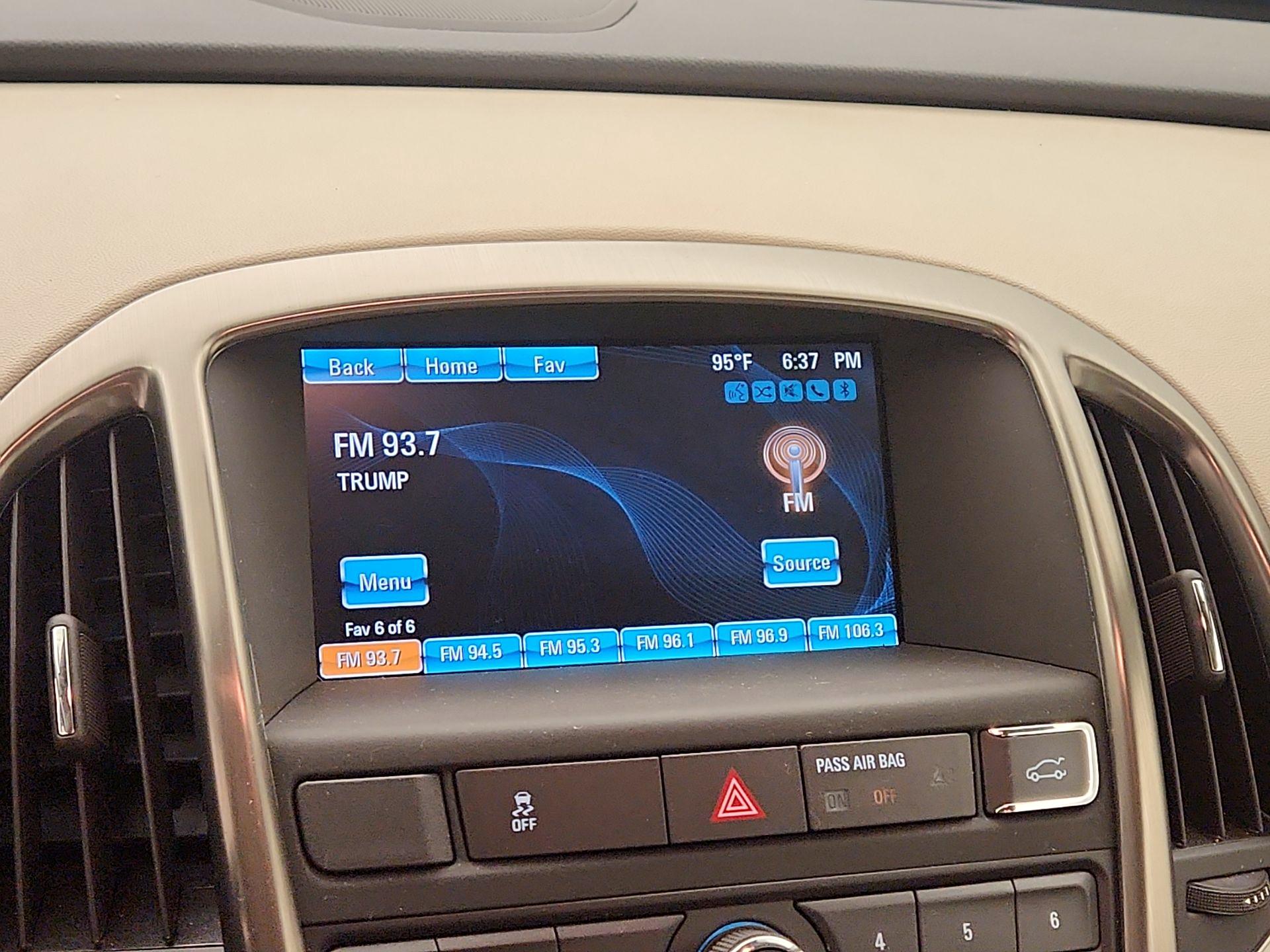 Thumbnail: 2016 Buick Verano - 15
