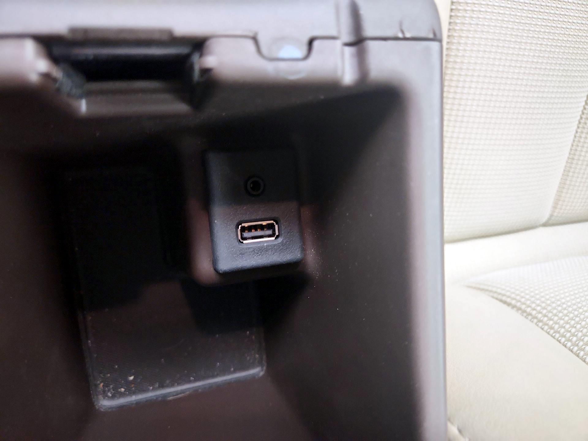 Thumbnail: 2016 Buick Verano - 18
