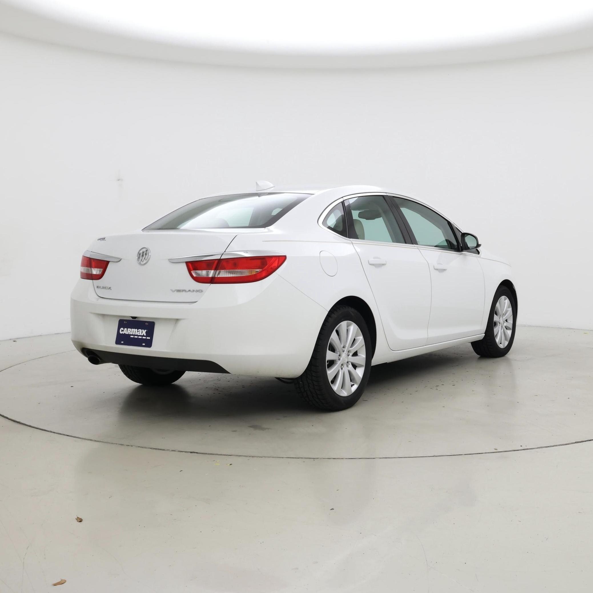 Thumbnail: 2016 Buick Verano - 8