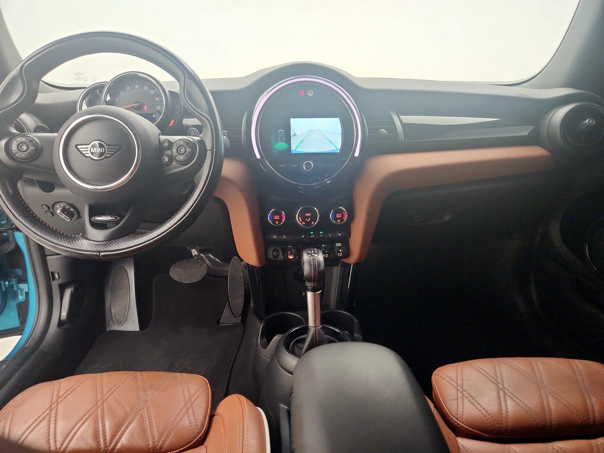 Thumbnail: 2019 MINI Cooper - 9