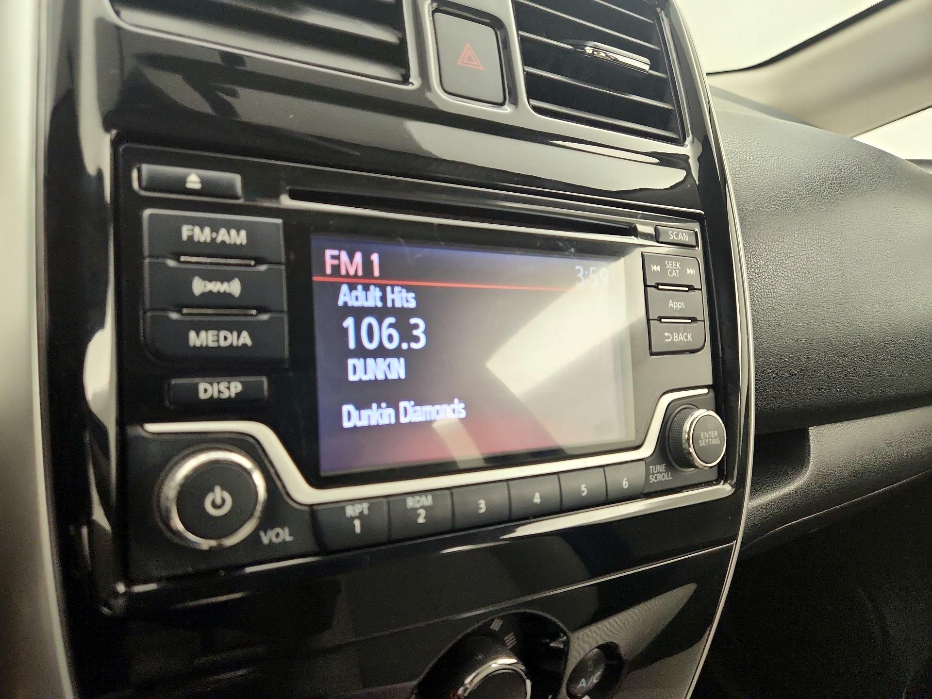 Thumbnail: 2015 Nissan Versa Note - 15