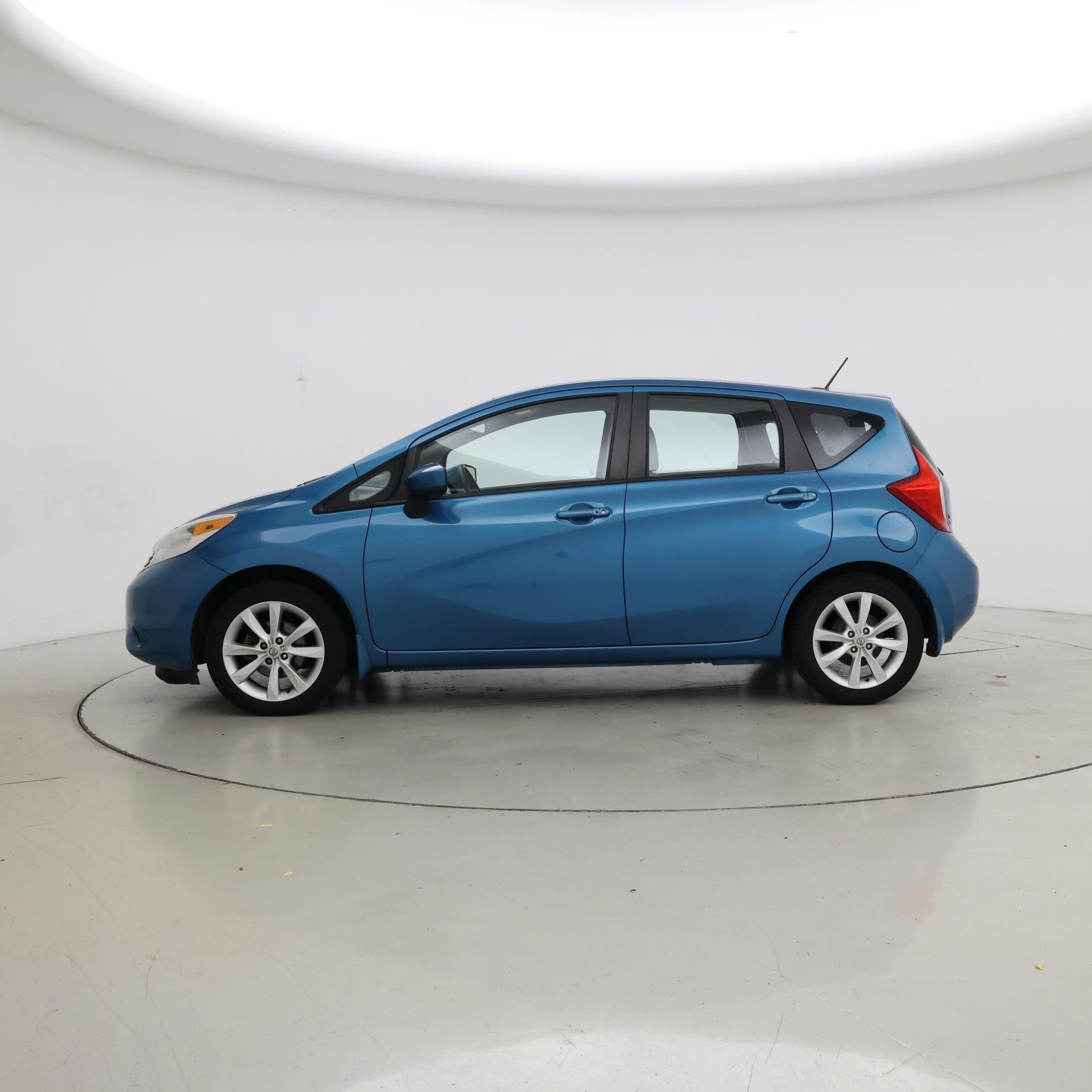 Thumbnail: 2015 Nissan Versa Note - 3