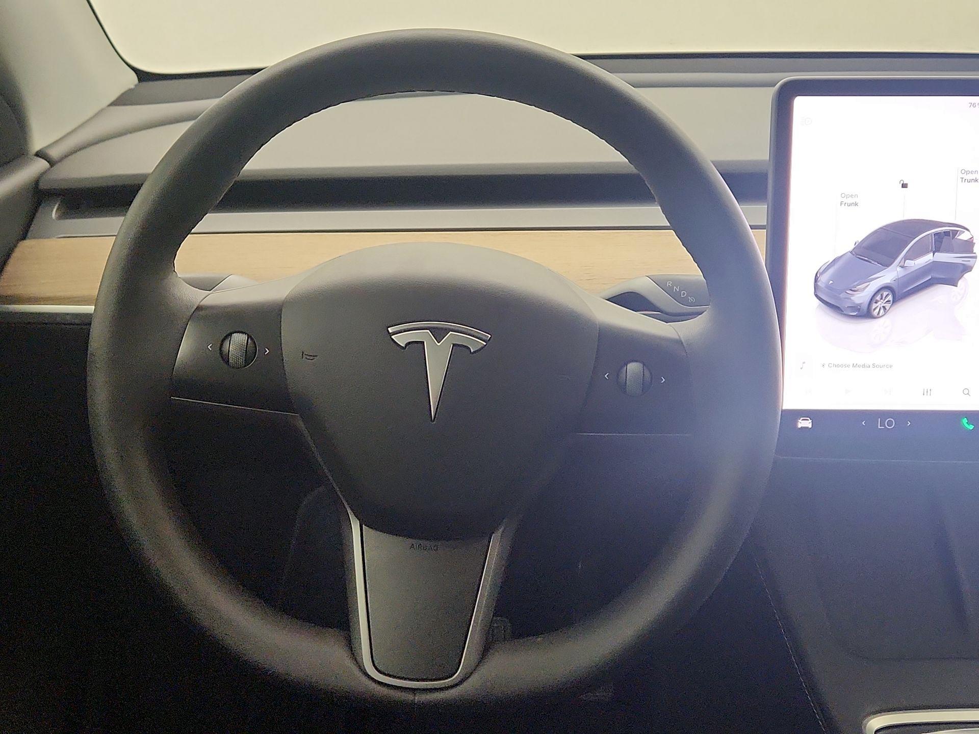 Thumbnail: 2022 Tesla Model Y - 10