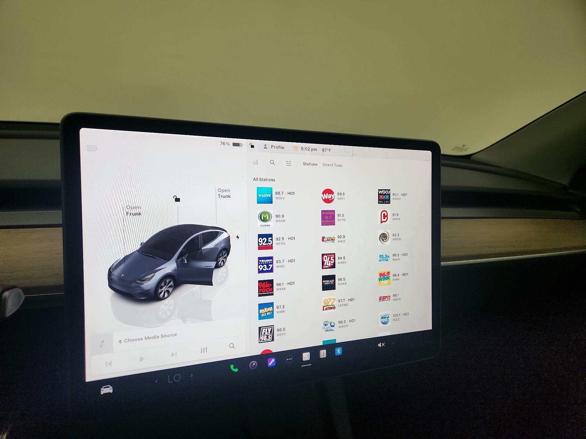 Thumbnail: 2022 Tesla Model Y - 15