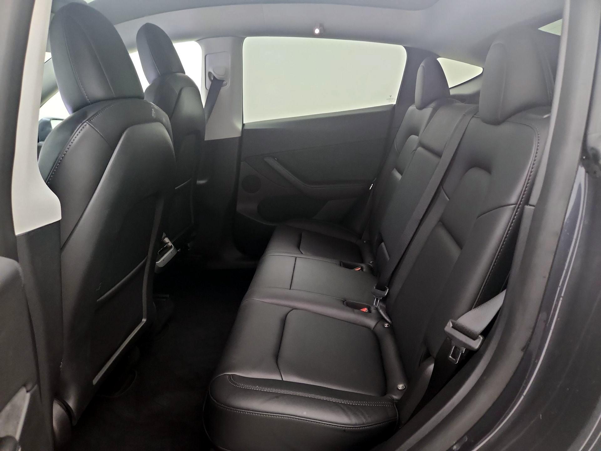 Thumbnail: 2022 Tesla Model Y - 19